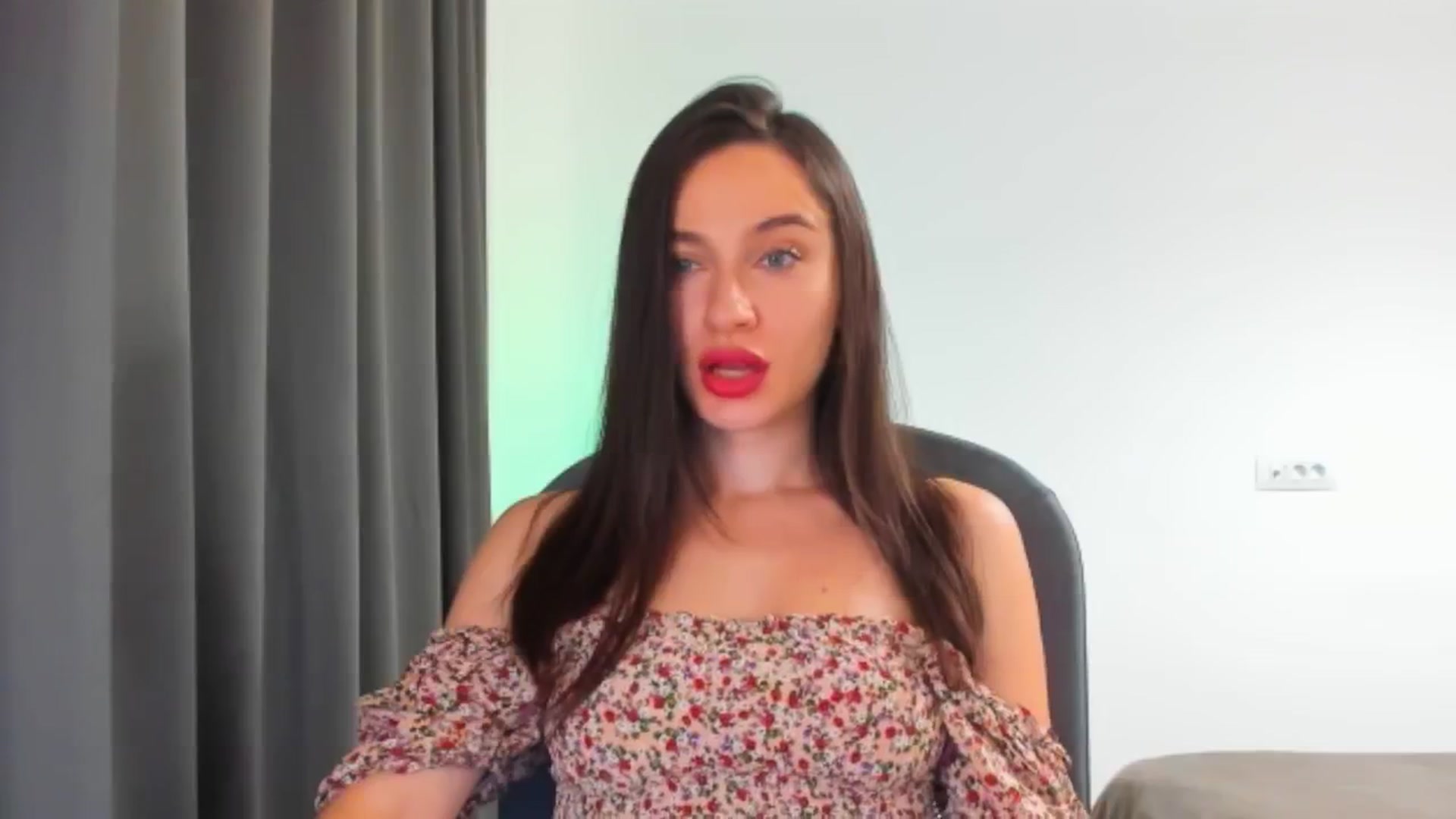 Gallery image thumbnail from Cyber_Geisha's myfreecams stream on, 07/27/2024, 18:10 image 6 of 20