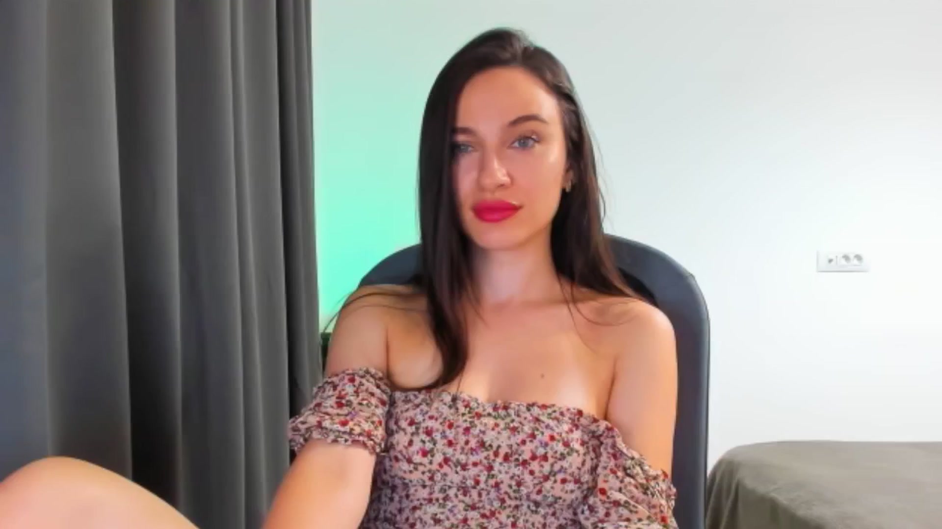Gallery image thumbnail from Cyber_Geisha's myfreecams stream on, 07/27/2024, 19:16 image 7 of 20