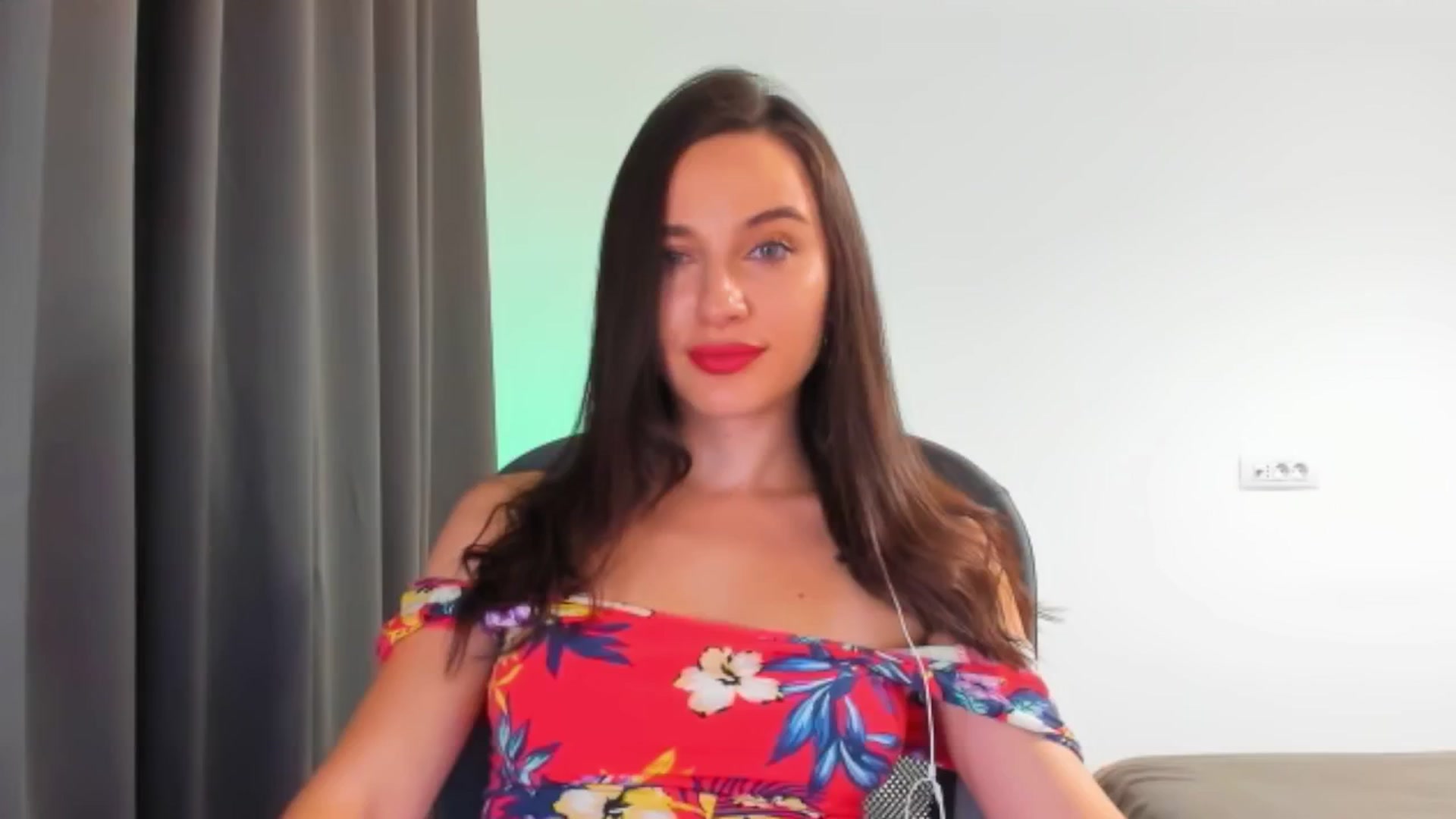 Gallery image thumbnail from Cyber_Geisha's myfreecams stream on, 07/28/2024, 19:45 image 13 of 20