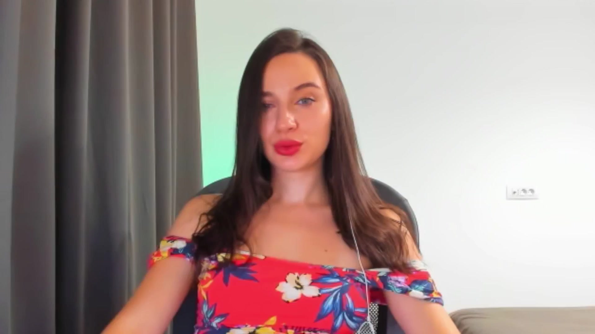 Gallery image thumbnail from Cyber_Geisha's myfreecams stream on, 07/28/2024, 19:45 image 14 of 20