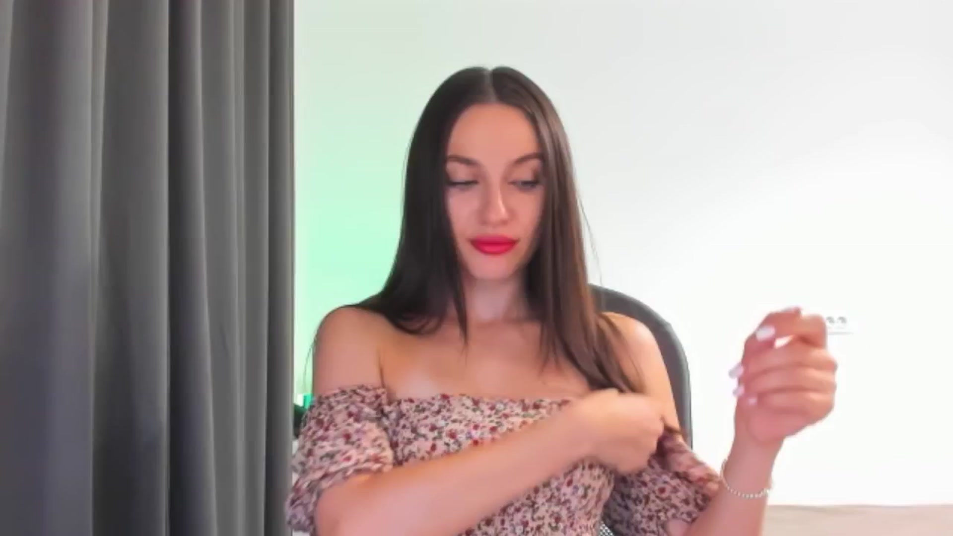 Gallery image thumbnail from Cyber_Geisha's myfreecams stream on, 08/02/2024, 18:27 image 1 of 20