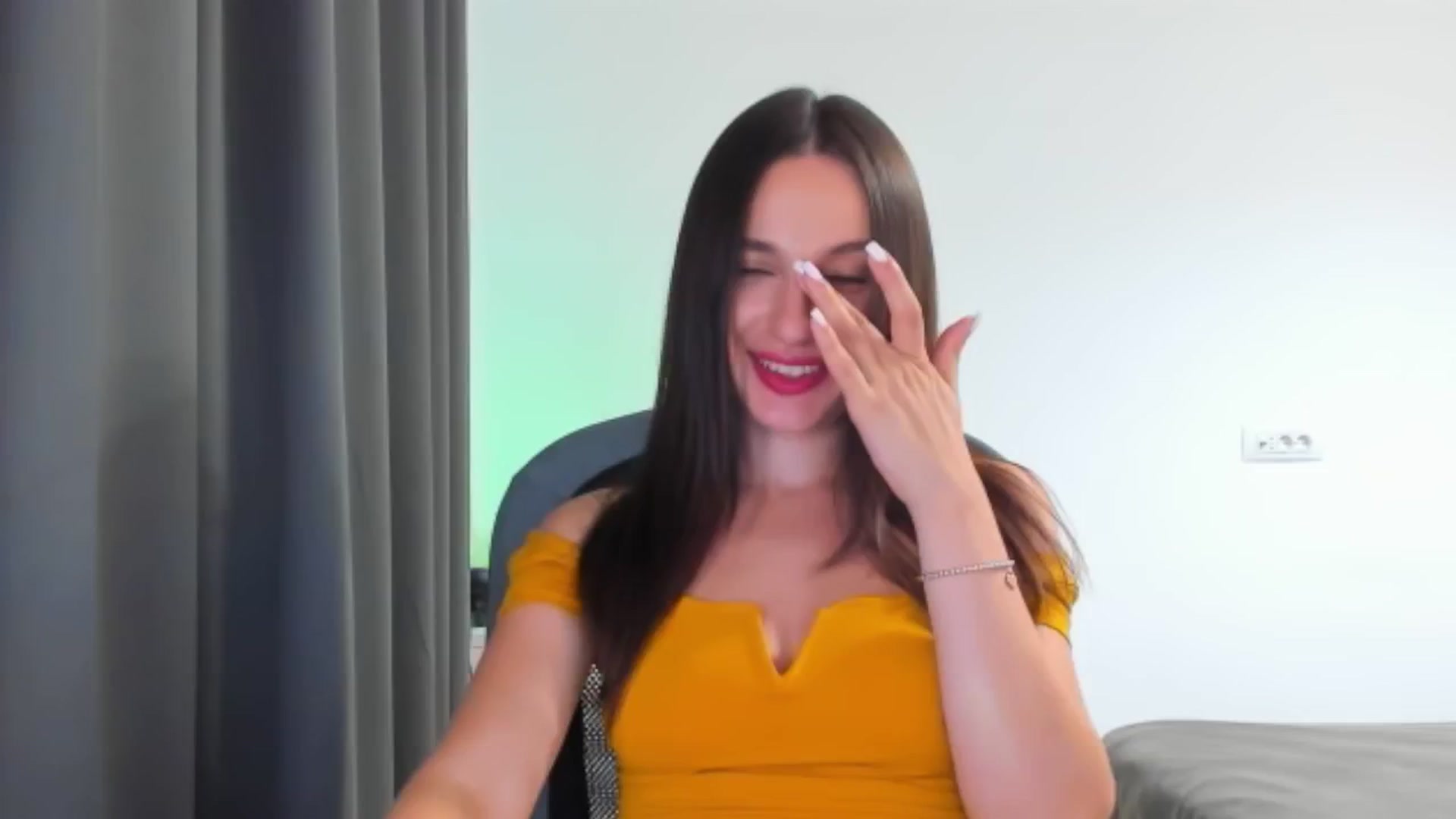 Gallery image thumbnail from Cyber_Geisha's myfreecams stream on, 08/09/2024, 20:25 image 7 of 20