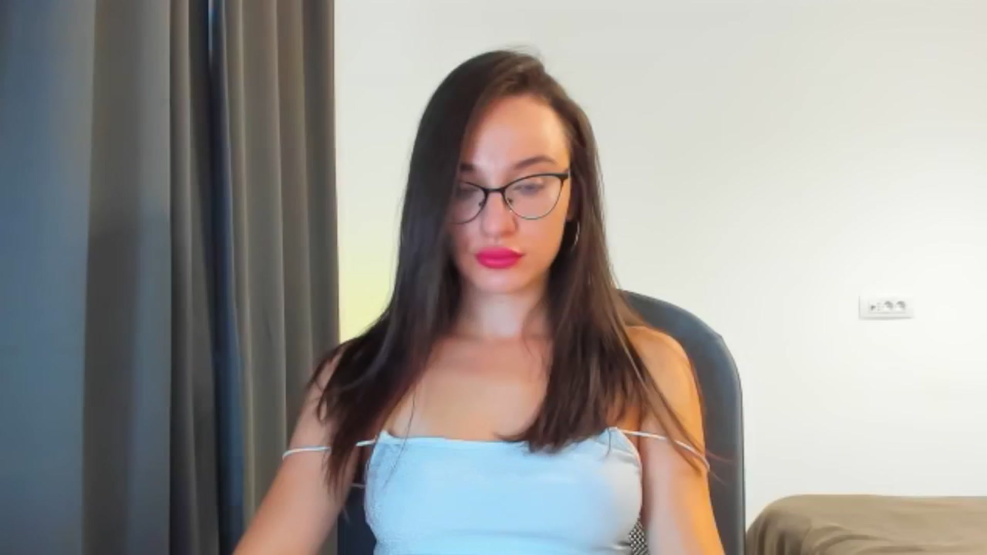 Gallery image thumbnail from Cyber_Geisha's myfreecams stream on, 08/12/2024, 08:31 image 17 of 20