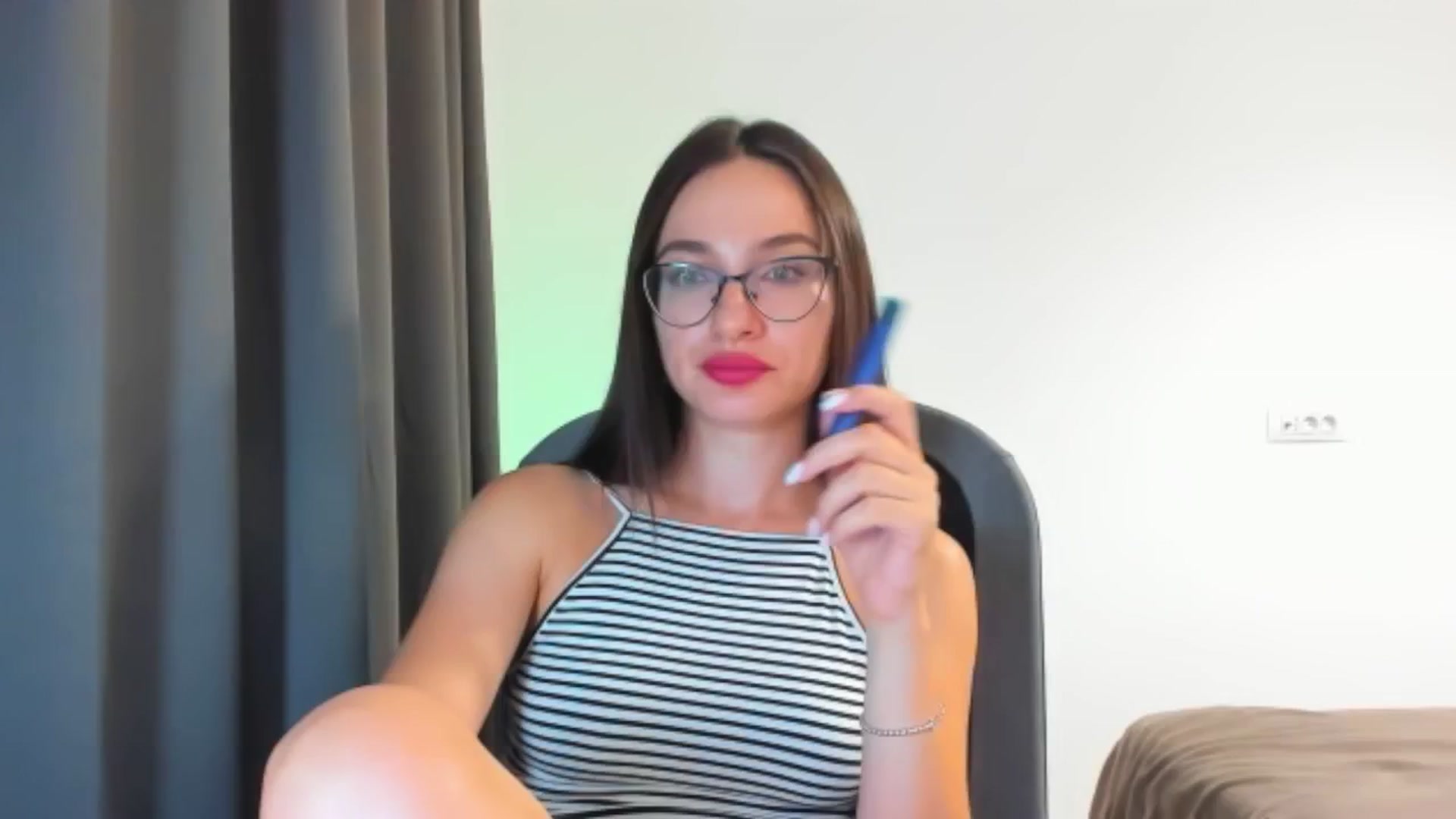 Gallery image thumbnail from Cyber_Geisha's myfreecams stream on, 08/12/2024, 20:06 image 17 of 20