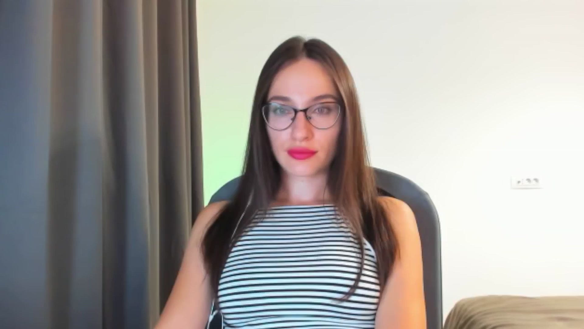 Gallery image thumbnail from Cyber_Geisha's myfreecams stream on, 08/12/2024, 20:06 image 4 of 20