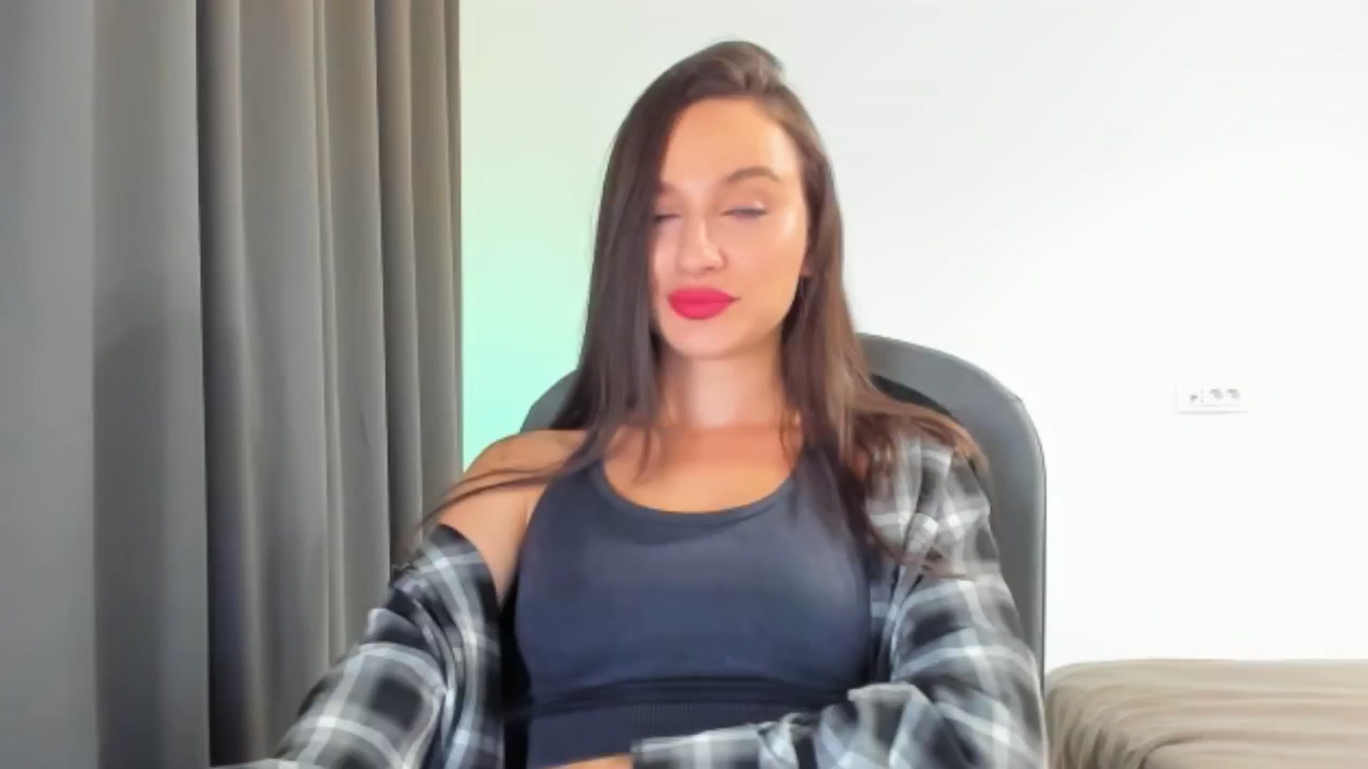 Gallery image thumbnail from Cyber_Geisha's myfreecams stream on, 08/13/2024, 19:35 image 17 of 20