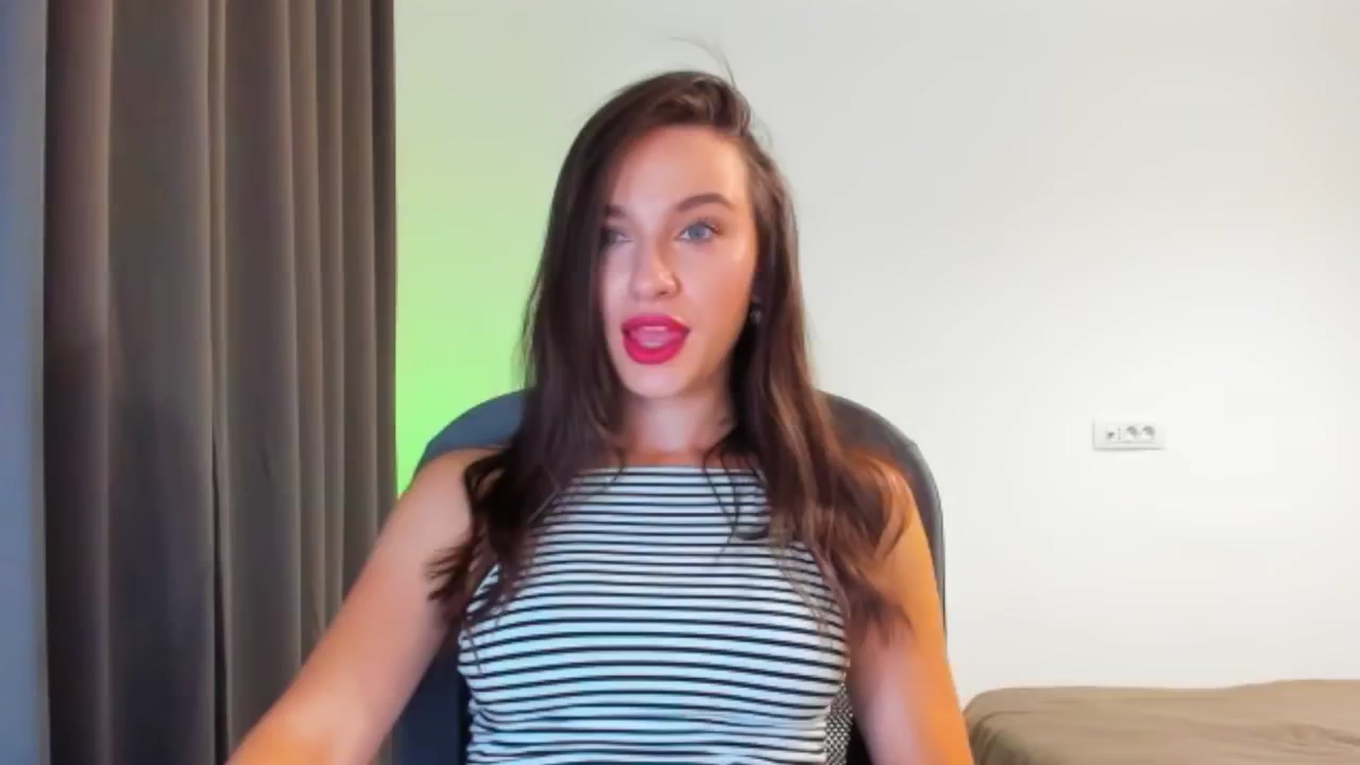 Gallery image thumbnail from Cyber_Geisha's myfreecams stream on, 08/16/2024, 20:03 image 13 of 20