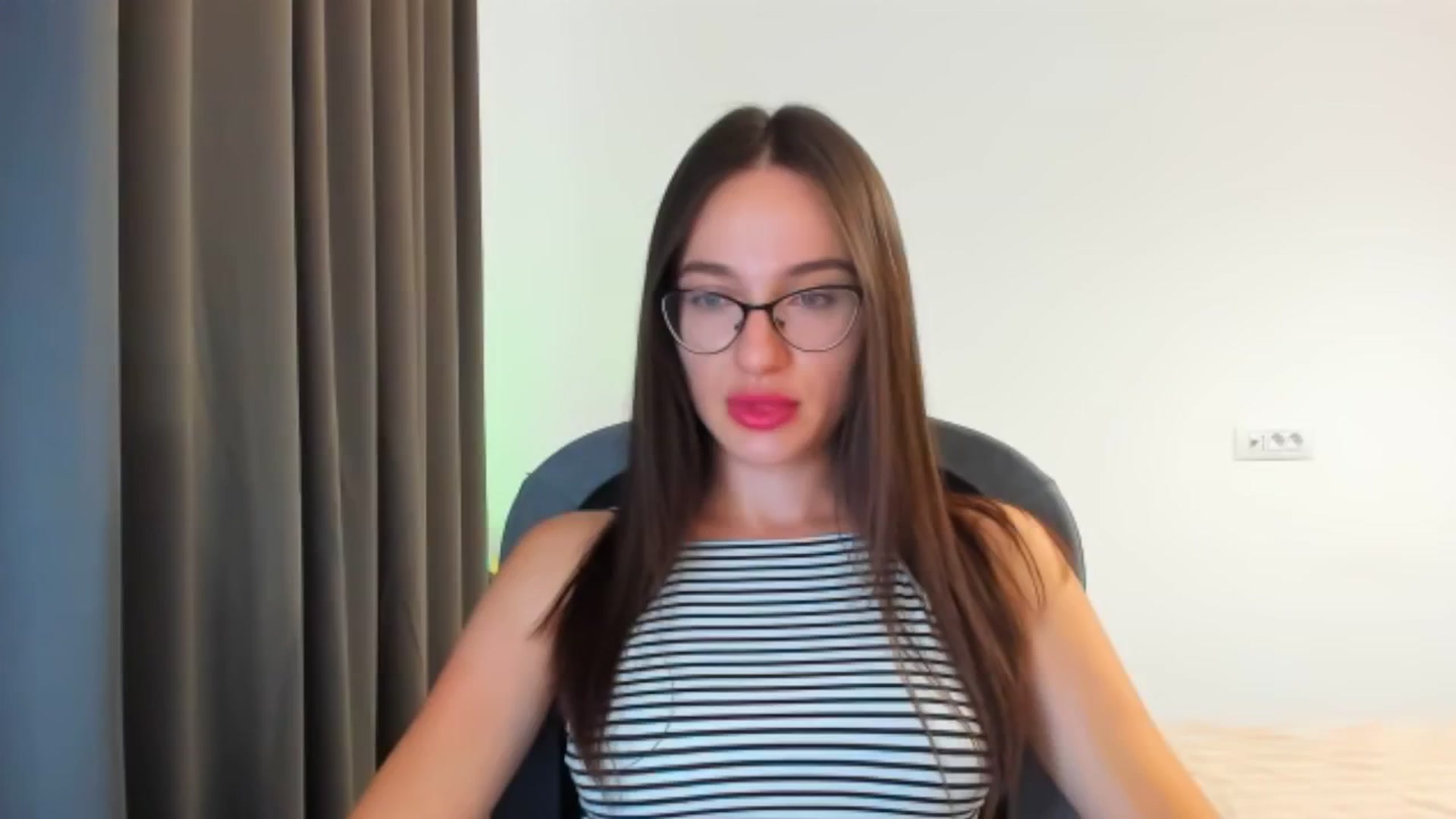 Gallery image thumbnail from Cyber_Geisha's myfreecams stream on, 08/18/2024, 08:33 image 7 of 20