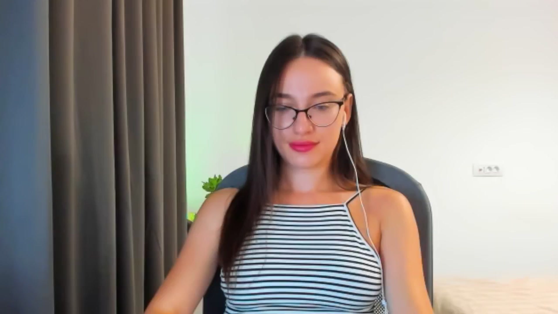 Gallery image thumbnail from Cyber_Geisha's myfreecams stream on, 08/18/2024, 08:33 image 20 of 20