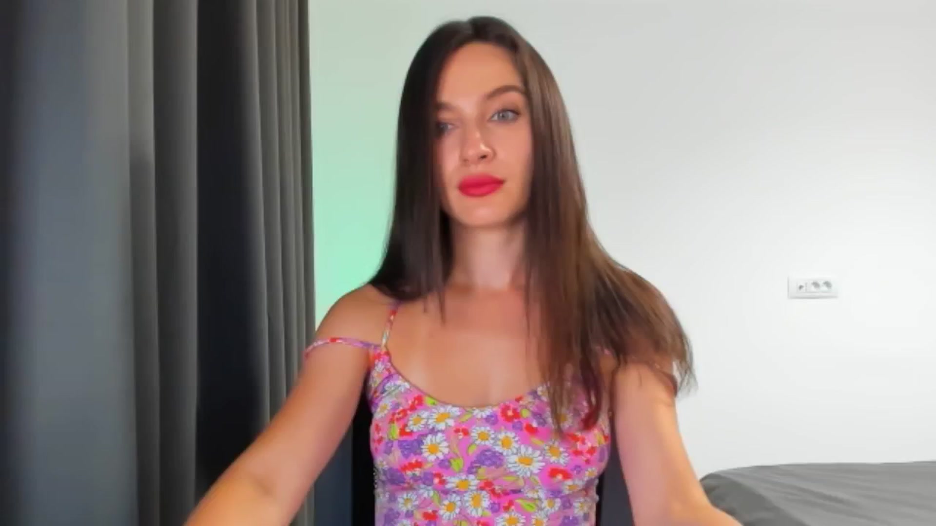 Gallery image thumbnail from Cyber_Geisha's myfreecams stream on, 08/25/2024, 19:47 image 6 of 20