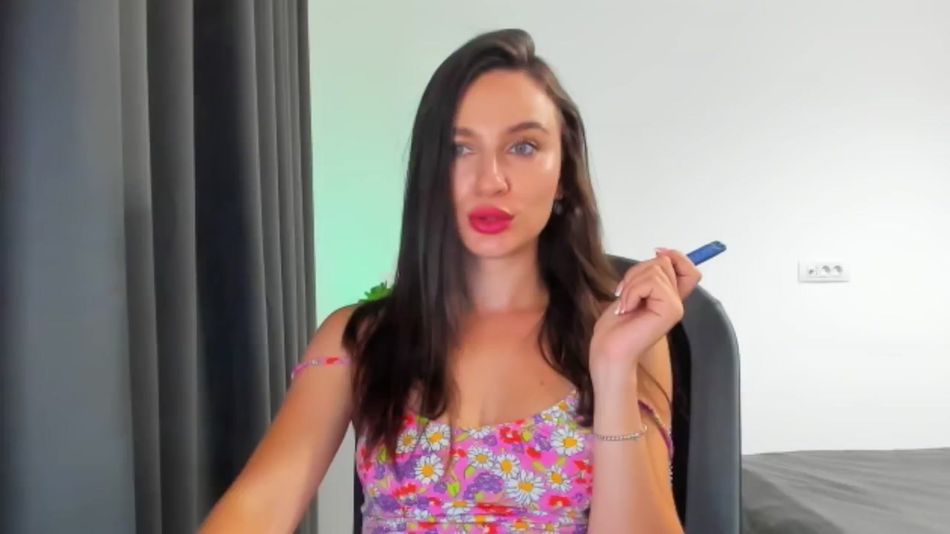 Gallery image thumbnail from Cyber_Geisha's myfreecams stream on, 08/25/2024, 19:47 image 11 of 20