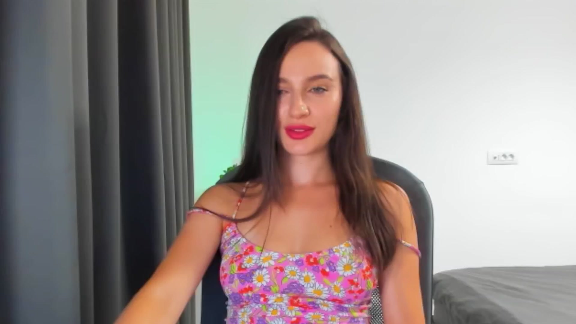 Gallery image thumbnail from Cyber_Geisha's myfreecams stream on, 08/25/2024, 19:47 image 4 of 20