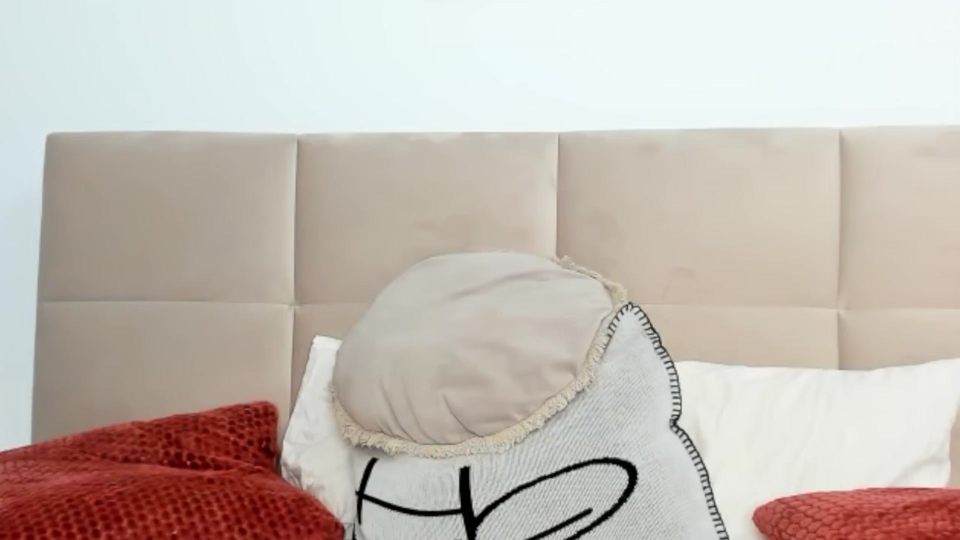 Gallery image thumbnail from Cyber_Geisha's myfreecams stream on, 01/25/2025, 10:06 image 17 of 20