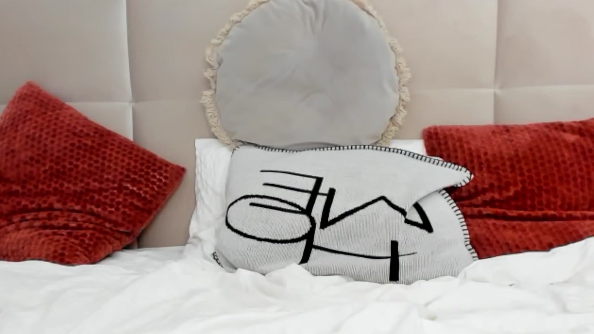 Gallery image thumbnail from Cyber_Geisha's myfreecams stream on, 03/08/2025, 20:26 image 6 of 20