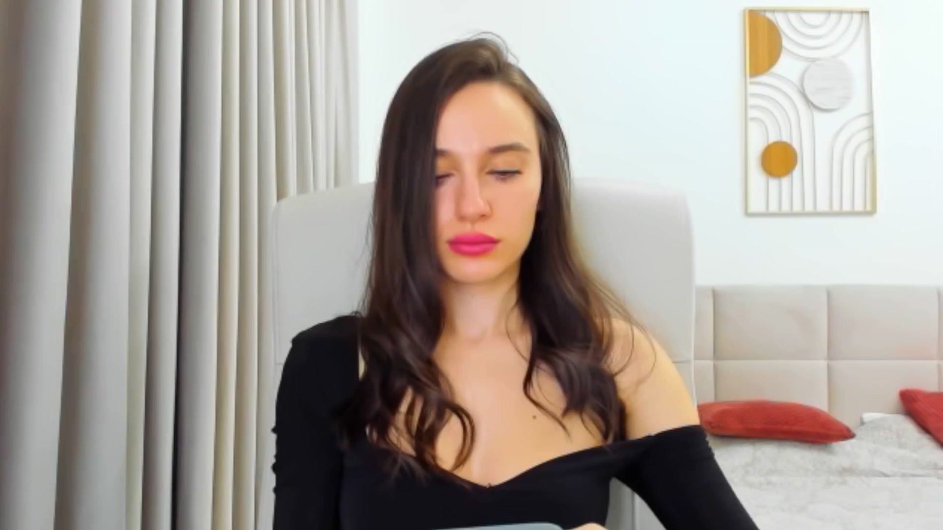 Gallery image thumbnail from Cyber_Geisha's myfreecams stream on, 04/20/2025, 21:21 image 6 of 20