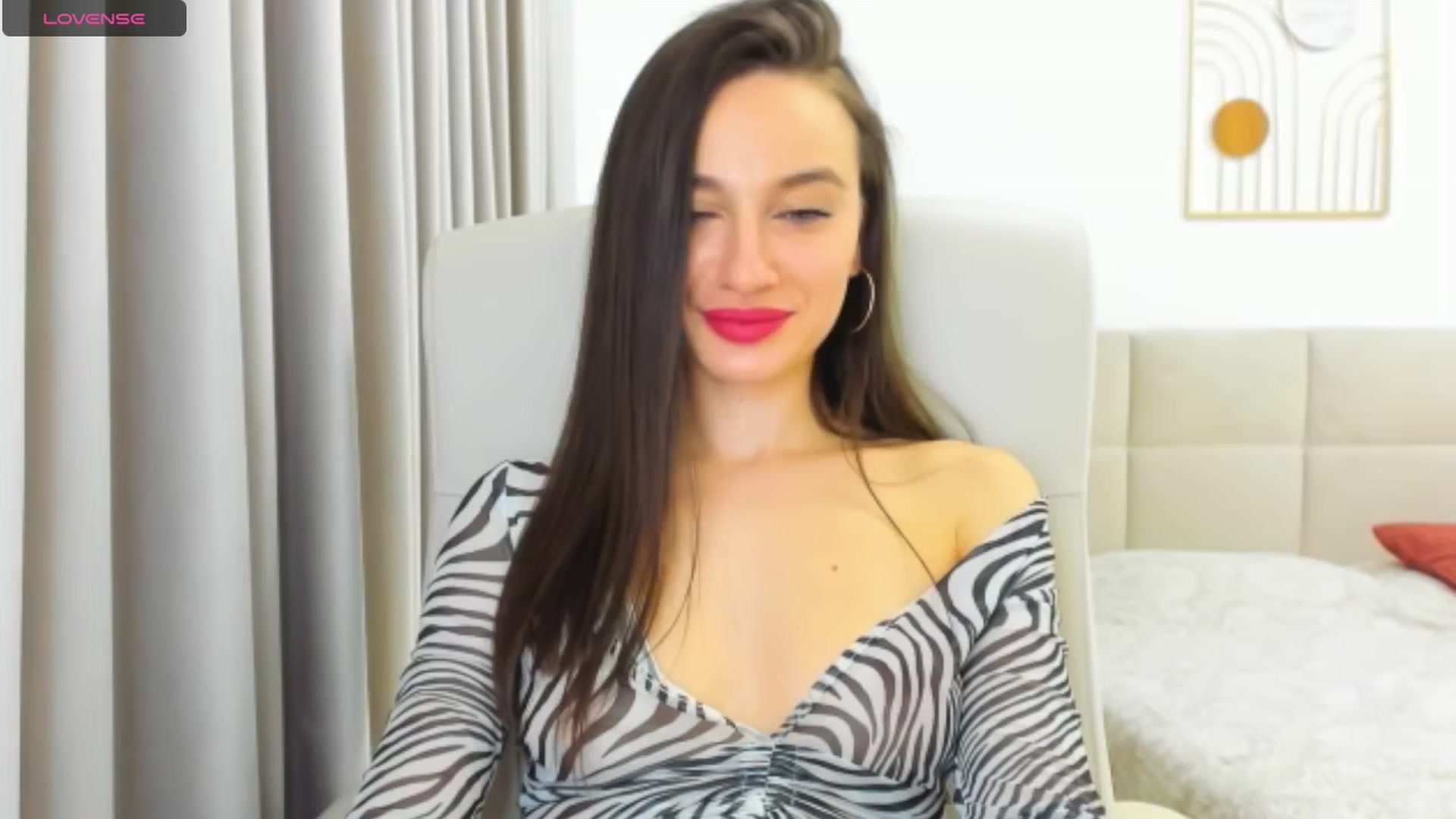 Gallery image thumbnail from Cyber_Geisha's myfreecams stream on, 05/17/2025, 20:58 image 16 of 20