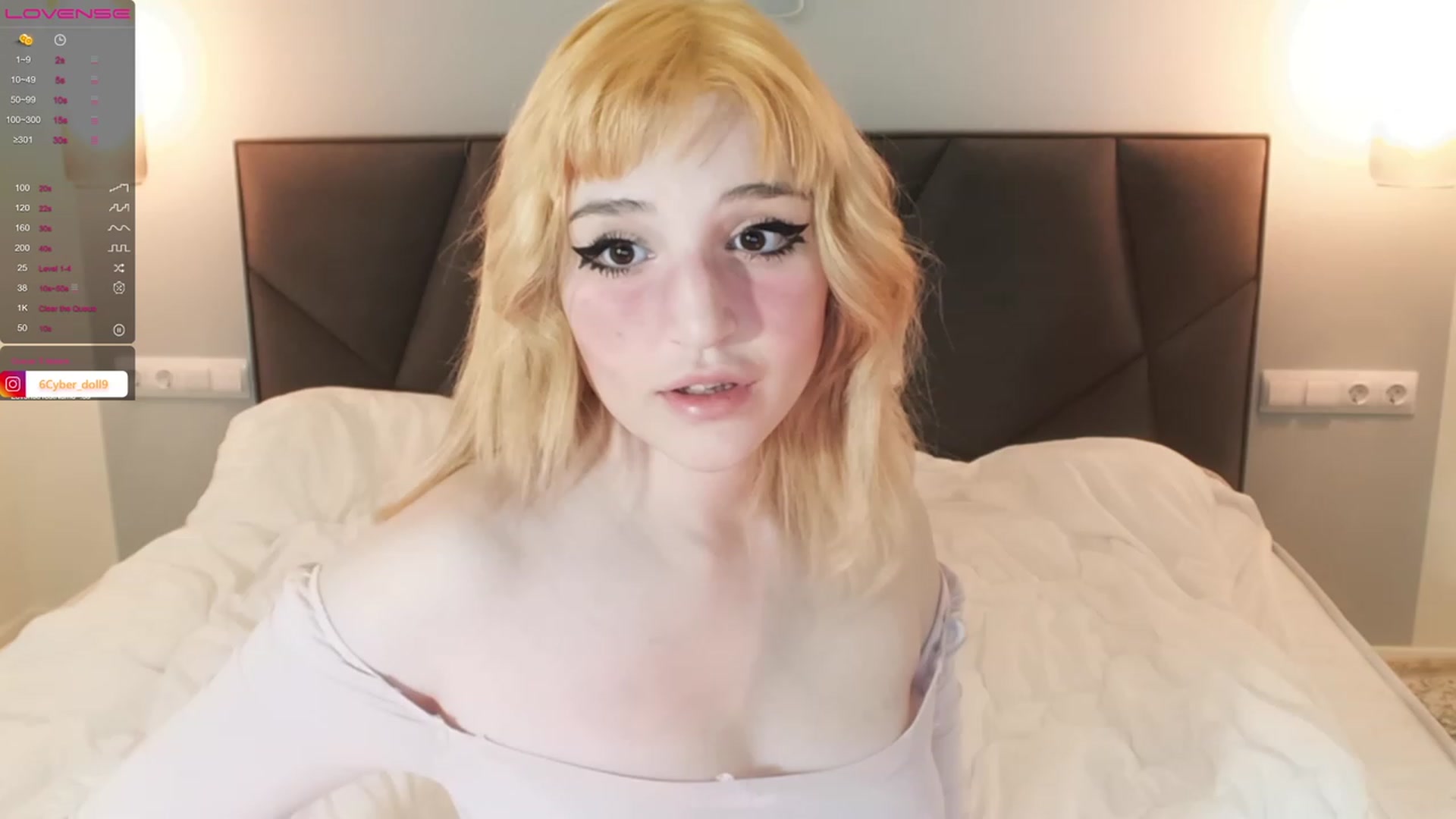 Gallery image thumbnail from Cyber_doll's myfreecams stream on, 11/23/2022, 14:12 image 17 of 20