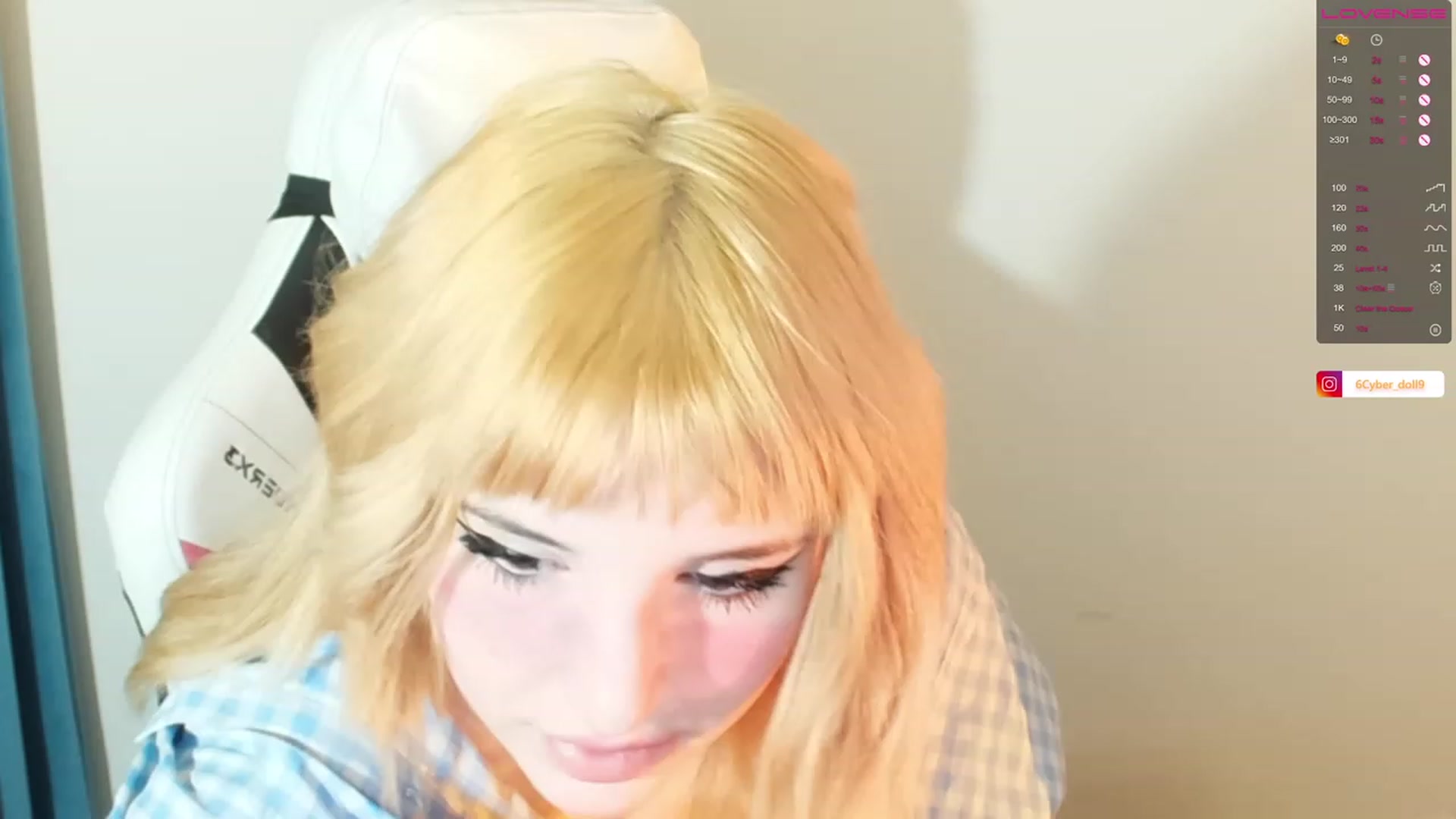 Gallery image thumbnail from Cyber_doll's myfreecams stream on, 11/27/2022, 15:16 image 16 of 20