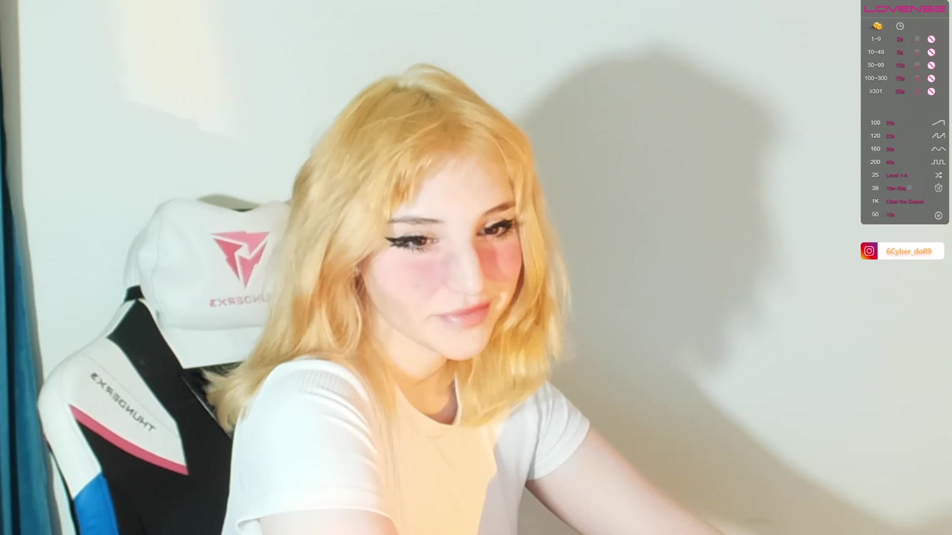 Gallery image thumbnail from Cyber_doll's myfreecams stream on, 11/29/2022, 15:57 image 13 of 20