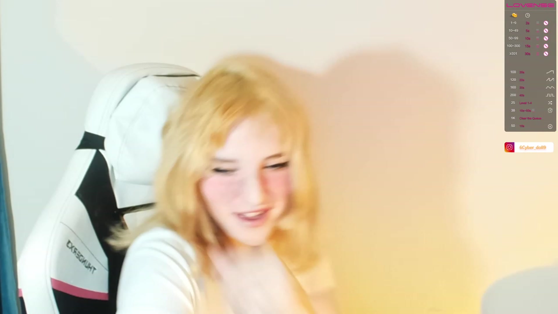 Gallery image thumbnail from Cyber_doll's myfreecams stream on, 11/29/2022, 15:57 image 15 of 20