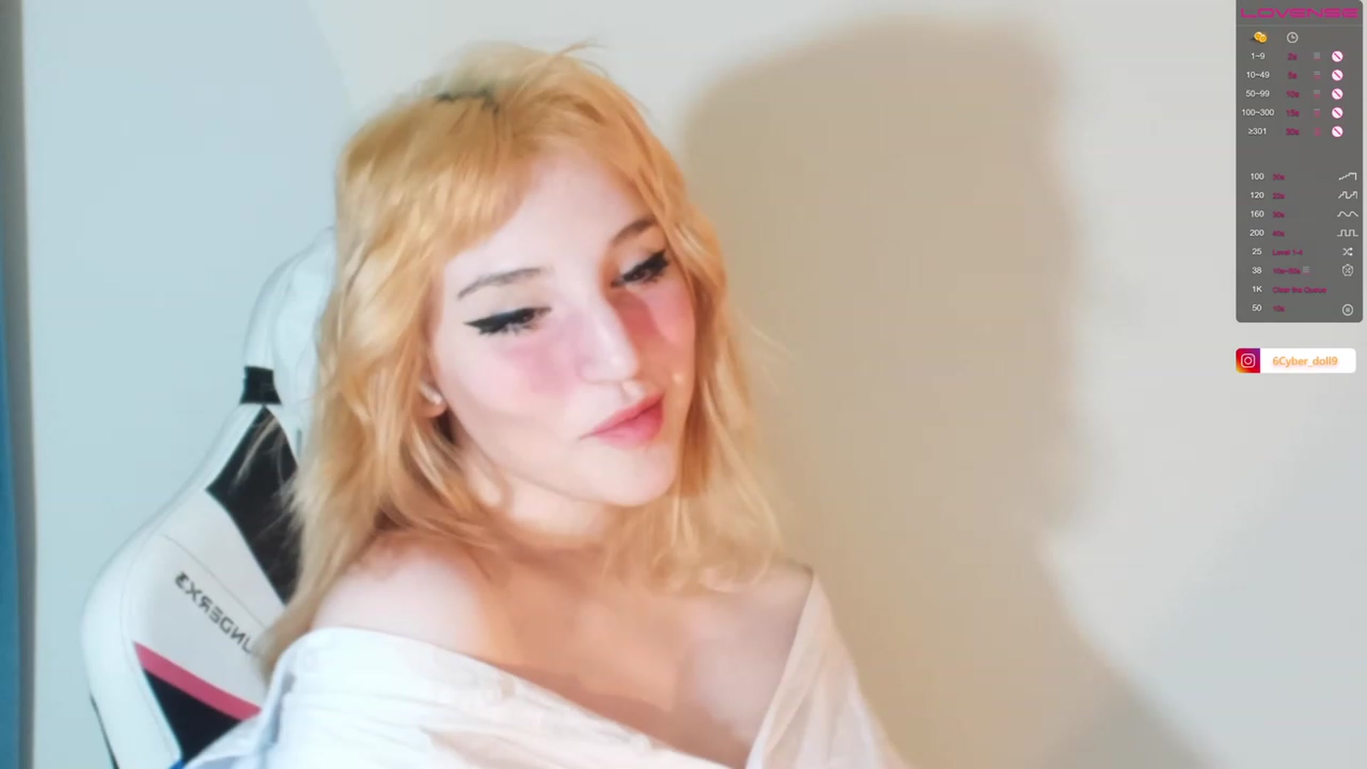Gallery image thumbnail from Cyber_doll's myfreecams stream on, 12/04/2022, 16:07 image 9 of 20