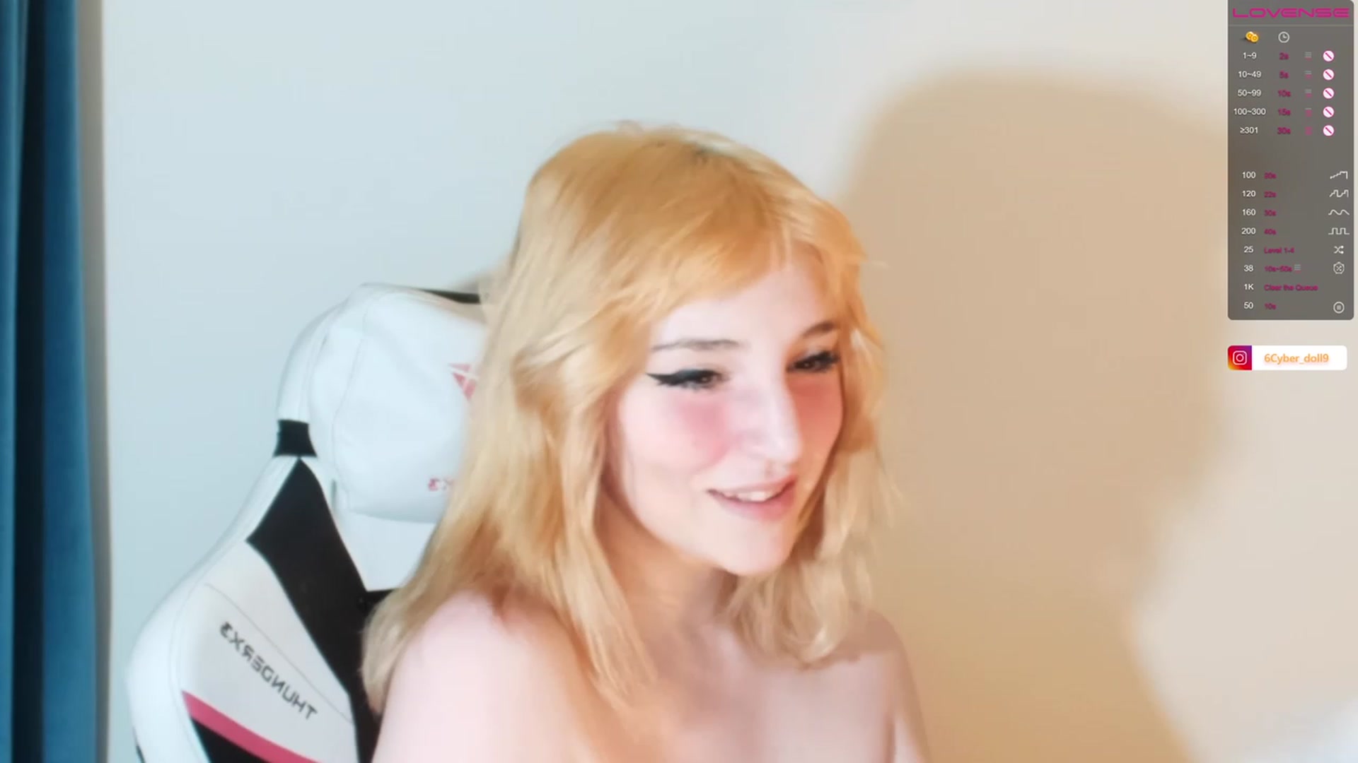 Gallery image thumbnail from Cyber_doll's myfreecams stream on, 12/04/2022, 16:07 image 8 of 20