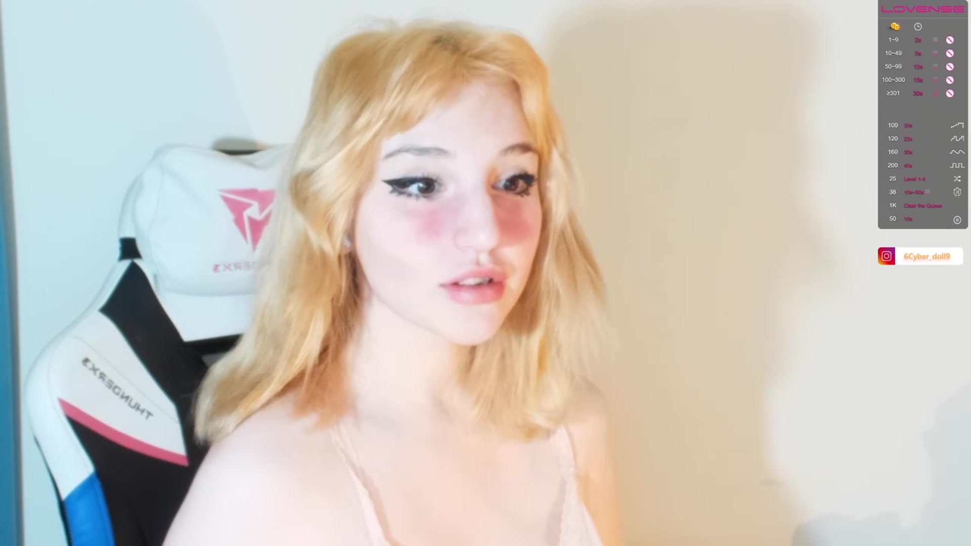 Gallery image thumbnail from Cyber_doll's myfreecams stream on, 12/04/2022, 17:13 image 9 of 20