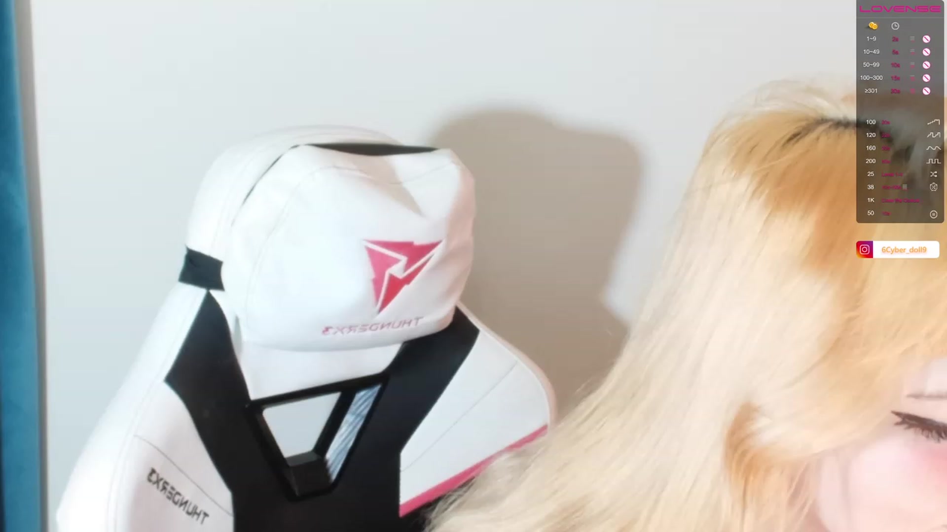 Gallery image thumbnail from Cyber_doll's myfreecams stream on, 12/04/2022, 17:13 image 4 of 20