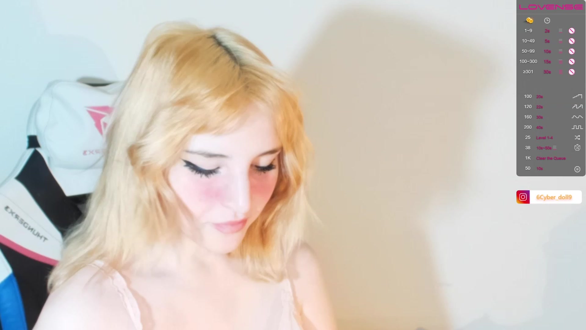 Gallery image thumbnail from Cyber_doll's myfreecams stream on, 12/04/2022, 17:13 image 19 of 20