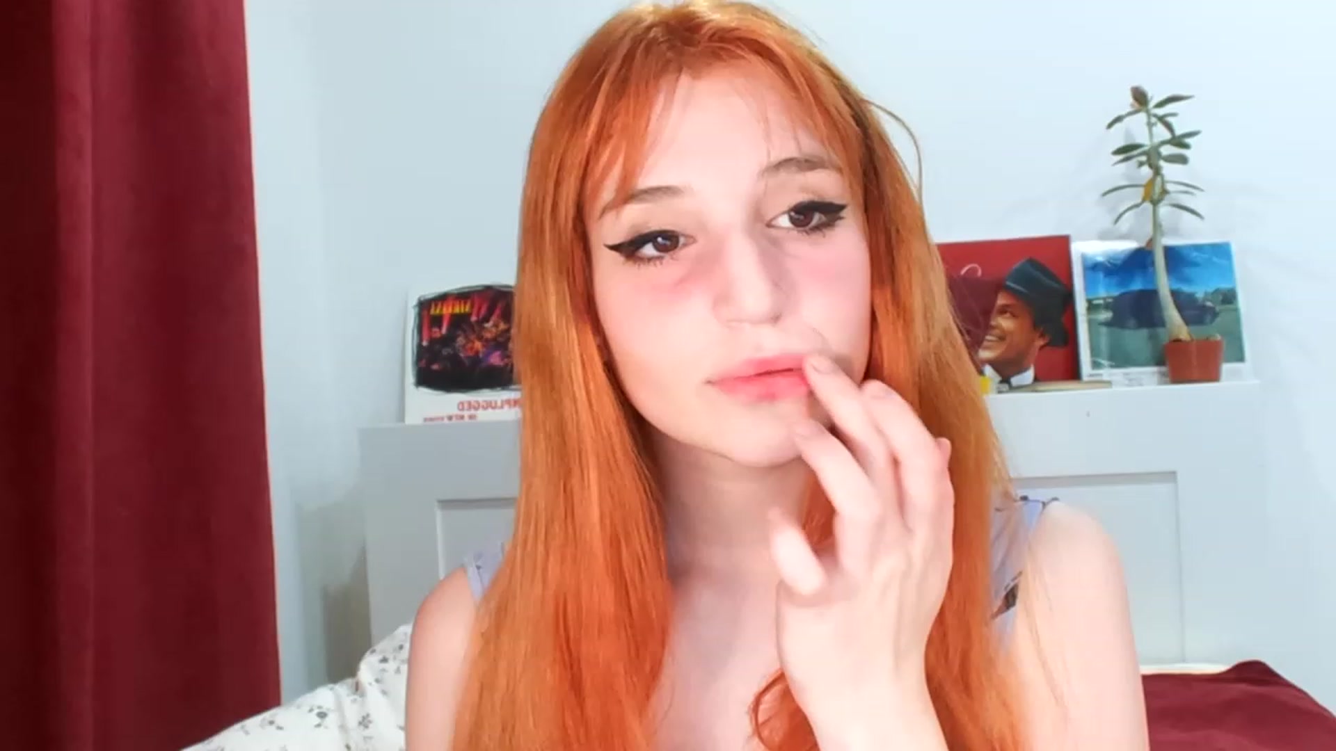 Gallery image thumbnail from Cyber_doll's myfreecams stream on, 02/06/2023, 17:11 image 6 of 20