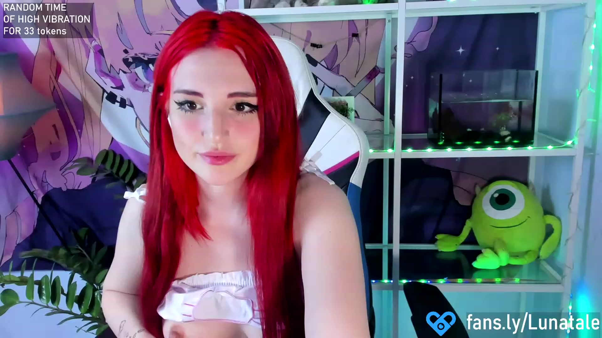 Gallery image thumbnail from Cyber_doll's myfreecams stream on, 04/09/2023, 18:58 image 6 of 20