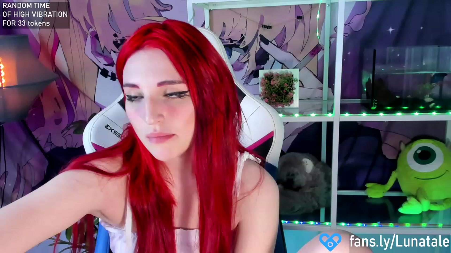Gallery image thumbnail from Cyber_doll's myfreecams stream on, 04/09/2023, 19:24 image 13 of 20