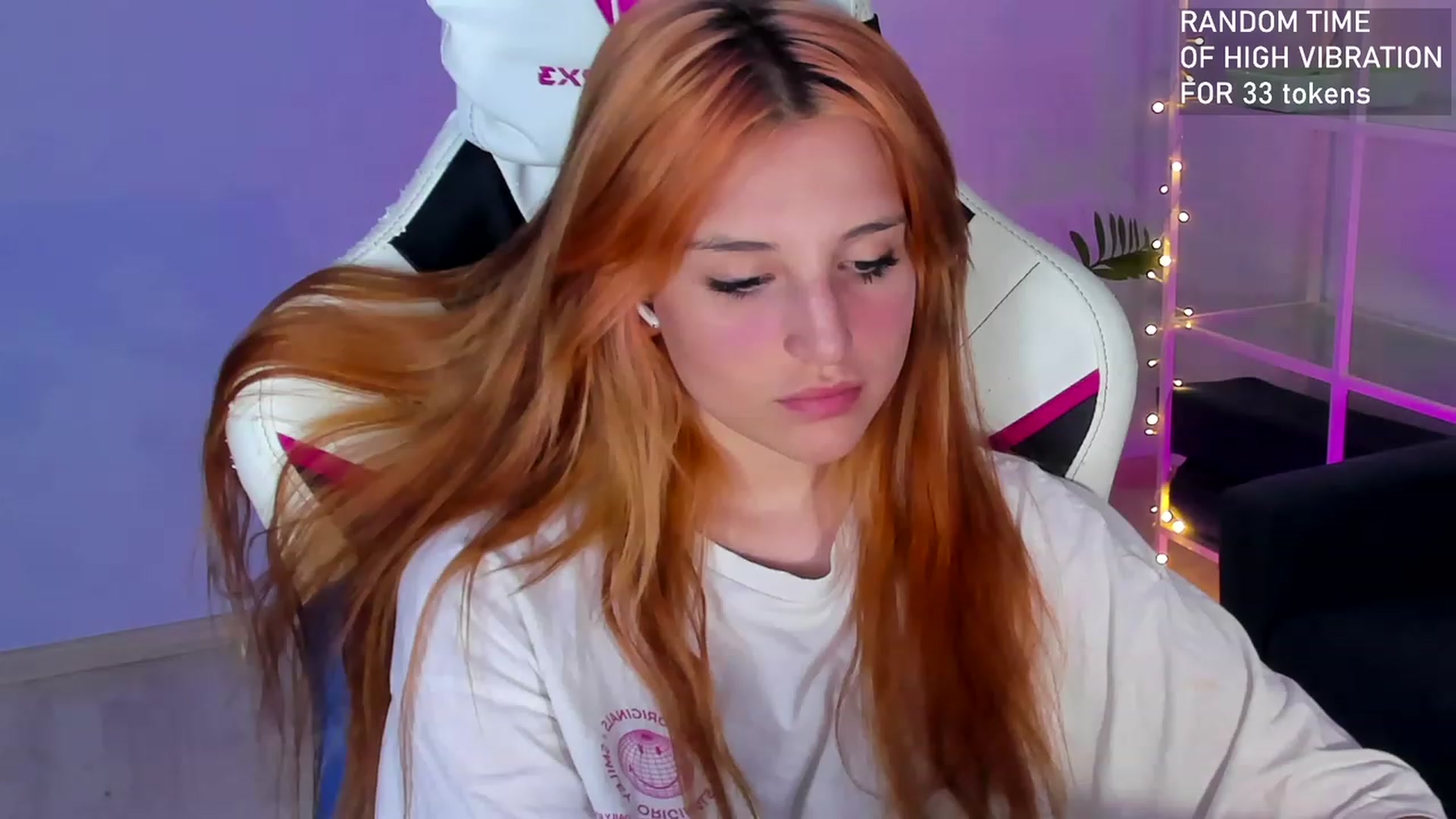 Gallery image thumbnail from Cyber_doll's myfreecams stream on, 05/28/2023, 19:54 image 15 of 20