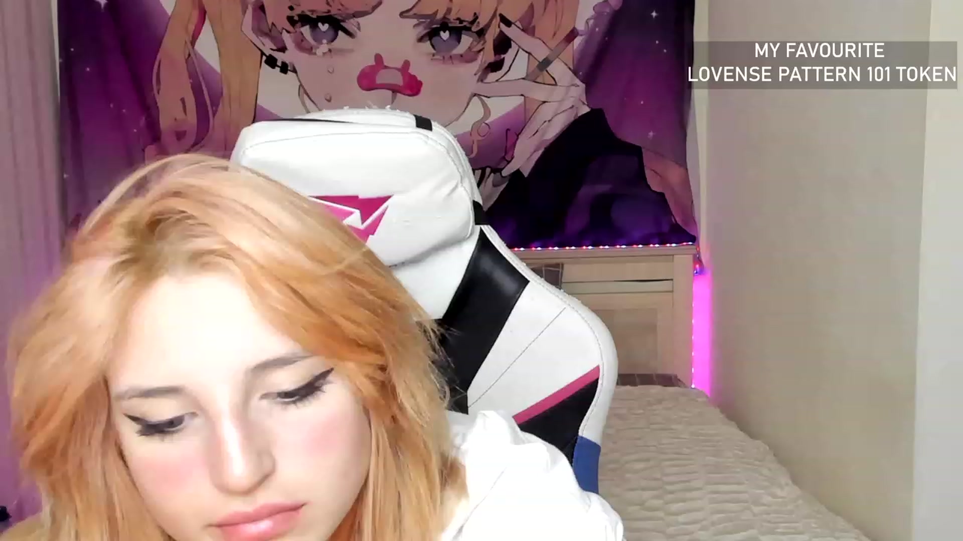 Gallery image thumbnail from Cyber_doll's myfreecams stream on, 06/10/2023, 15:41 image 15 of 20