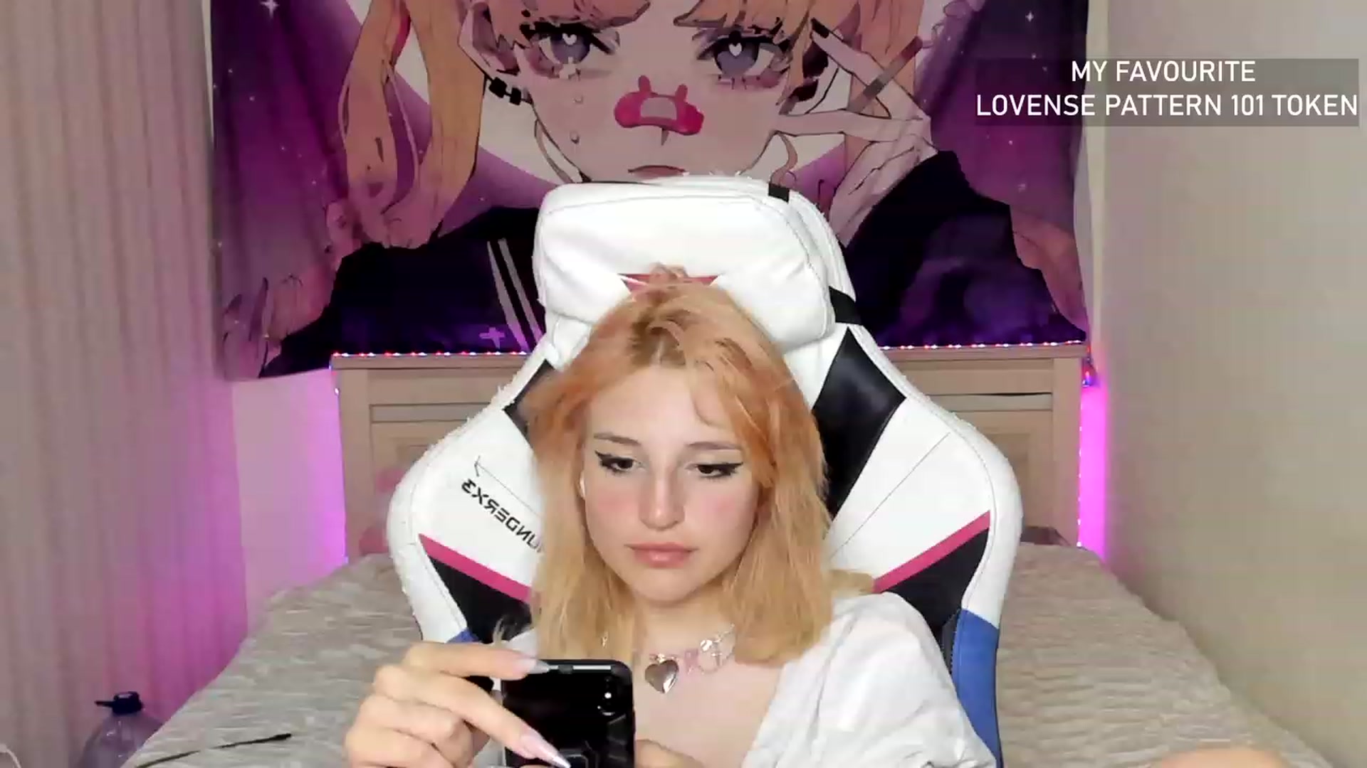 Gallery image thumbnail from Cyber_doll's myfreecams stream on, 06/10/2023, 15:41 image 18 of 20