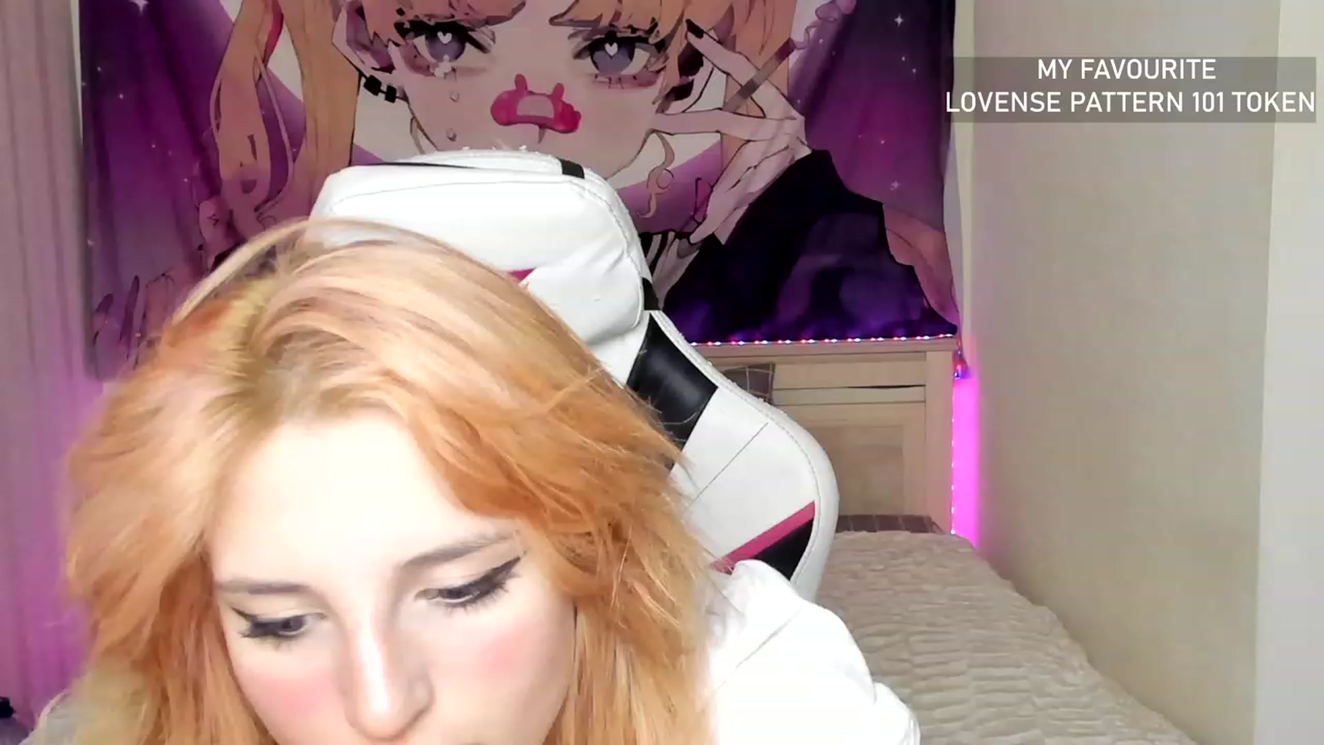 Gallery image thumbnail from Cyber_doll's myfreecams stream on, 06/10/2023, 15:41 image 14 of 20