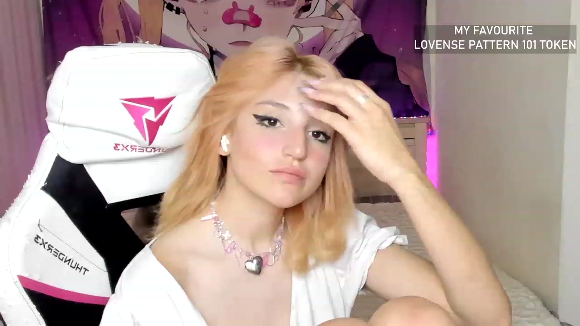 Gallery image thumbnail from Cyber_doll's myfreecams stream on, 06/10/2023, 15:41 image 5 of 20