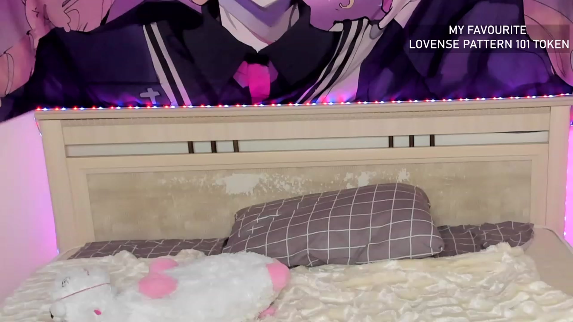Gallery image thumbnail from Cyber_doll's myfreecams stream on, 06/12/2023, 18:45 image 16 of 20