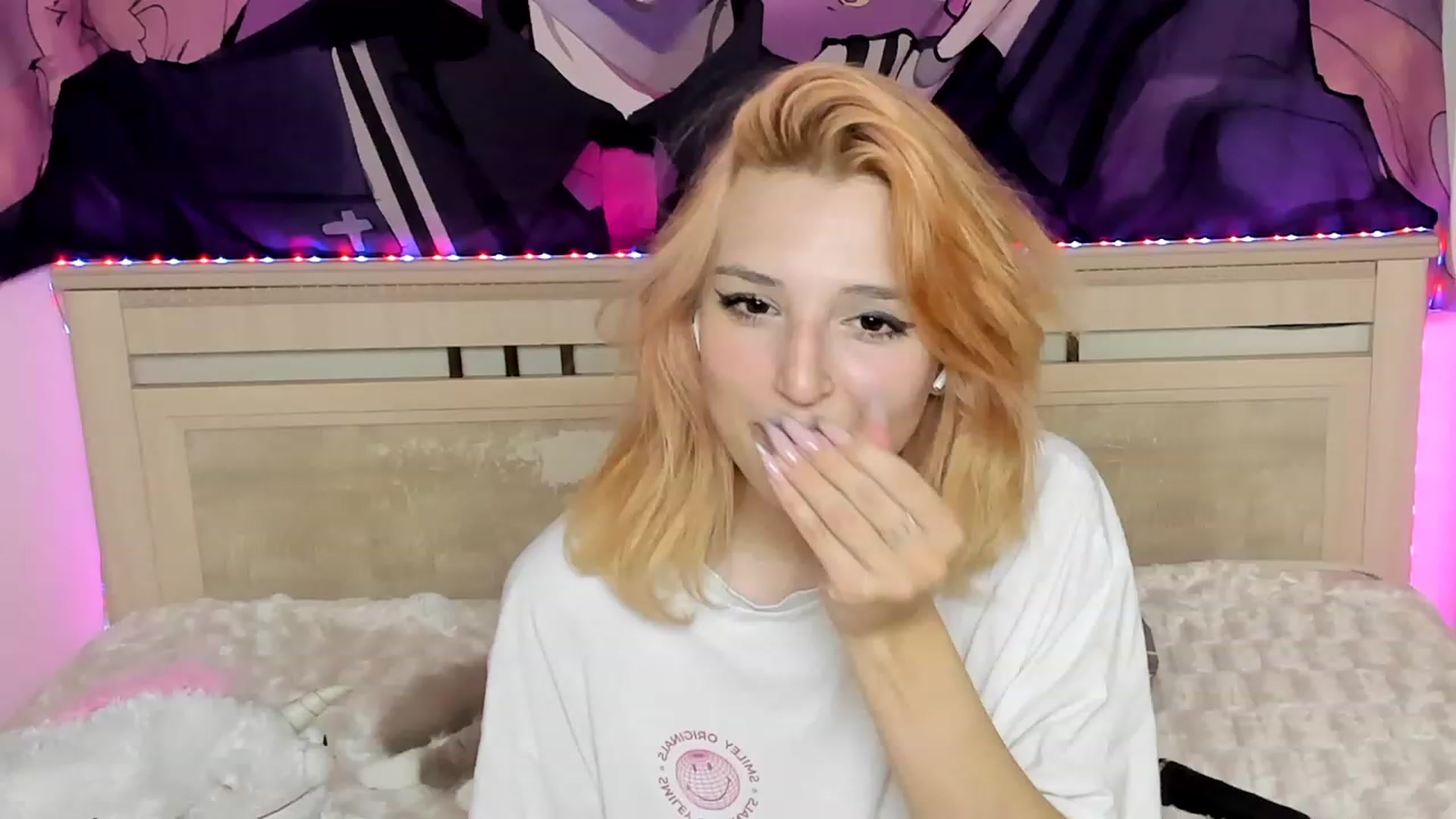 Gallery image thumbnail from Cyber_doll's myfreecams stream on, 06/14/2023, 16:35 image 6 of 20