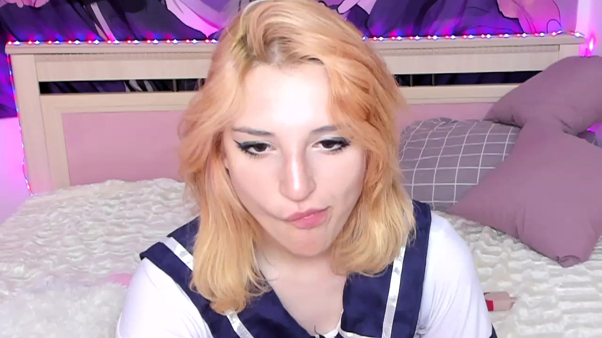 Gallery image thumbnail from Cyber_doll's myfreecams stream on, 06/19/2023, 20:56 image 14 of 20