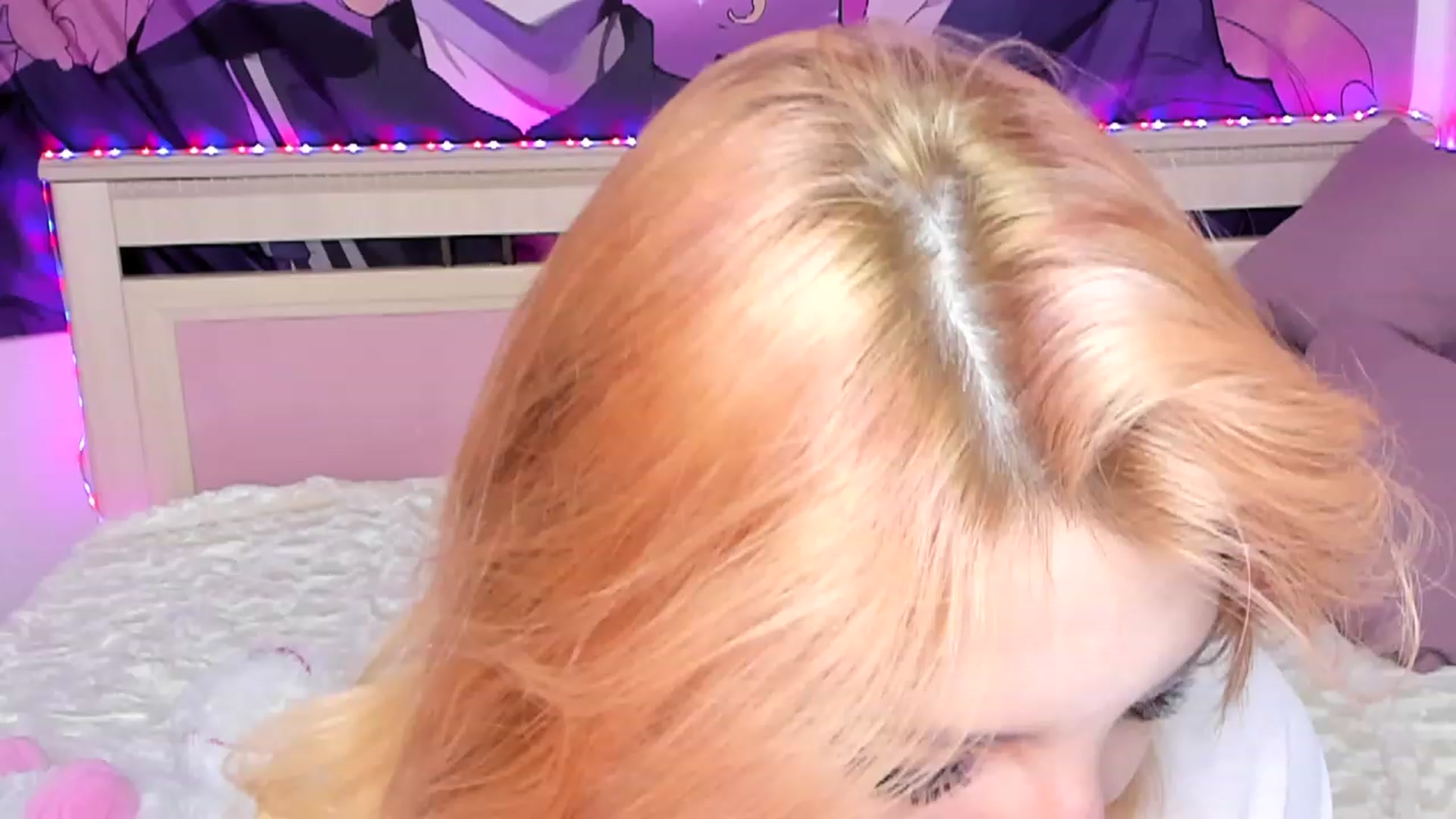 Gallery image thumbnail from Cyber_doll's myfreecams stream on, 06/19/2023, 20:56 image 3 of 20