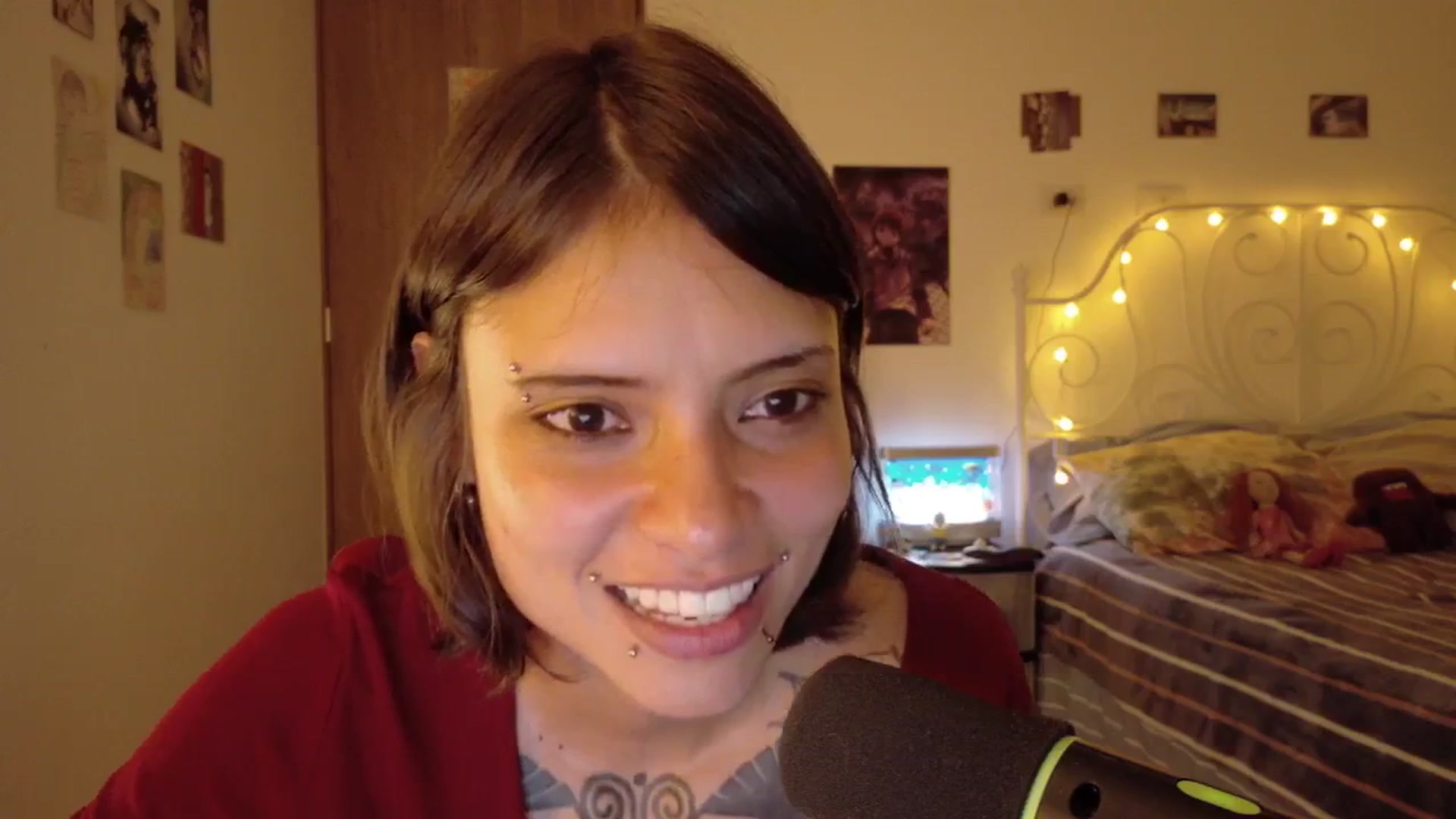 Gallery image thumbnail from Cyberme1998xd's myfreecams stream on, 01/01/2026, 03:51 image 11 of 20