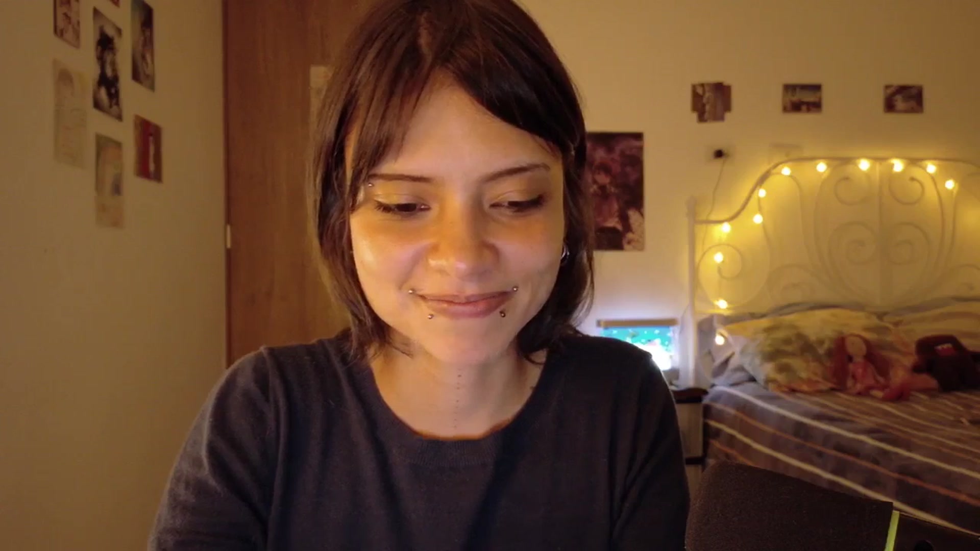 Gallery image thumbnail from Cyberme1998xd's myfreecams stream on, 01/01/2026, 03:51 image 6 of 20