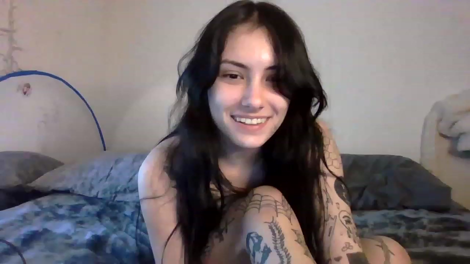 Gallery image thumbnail from Cynbunz's myfreecams stream on, 02/24/2023, 16:00 image 1 of 20