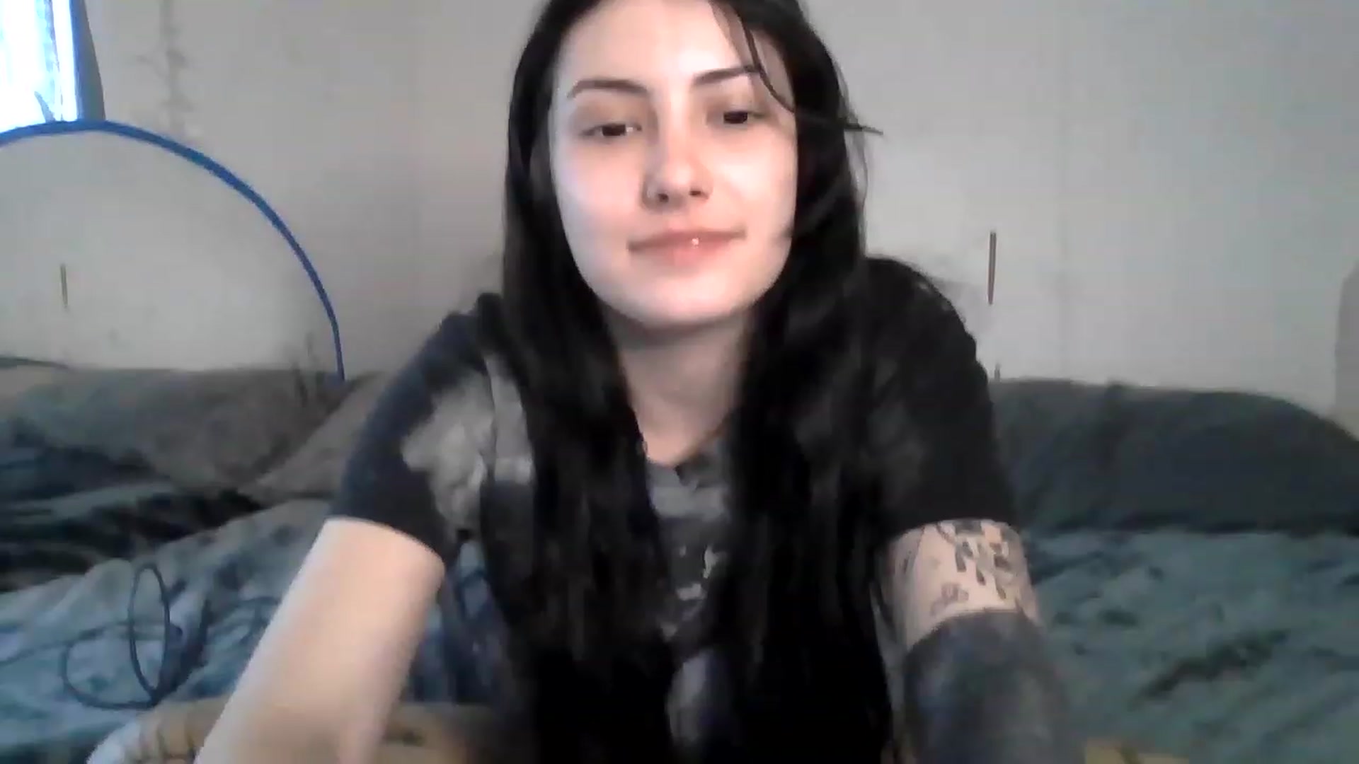Gallery image thumbnail from Cynbunz's myfreecams stream on, 03/08/2023, 15:18 image 3 of 20