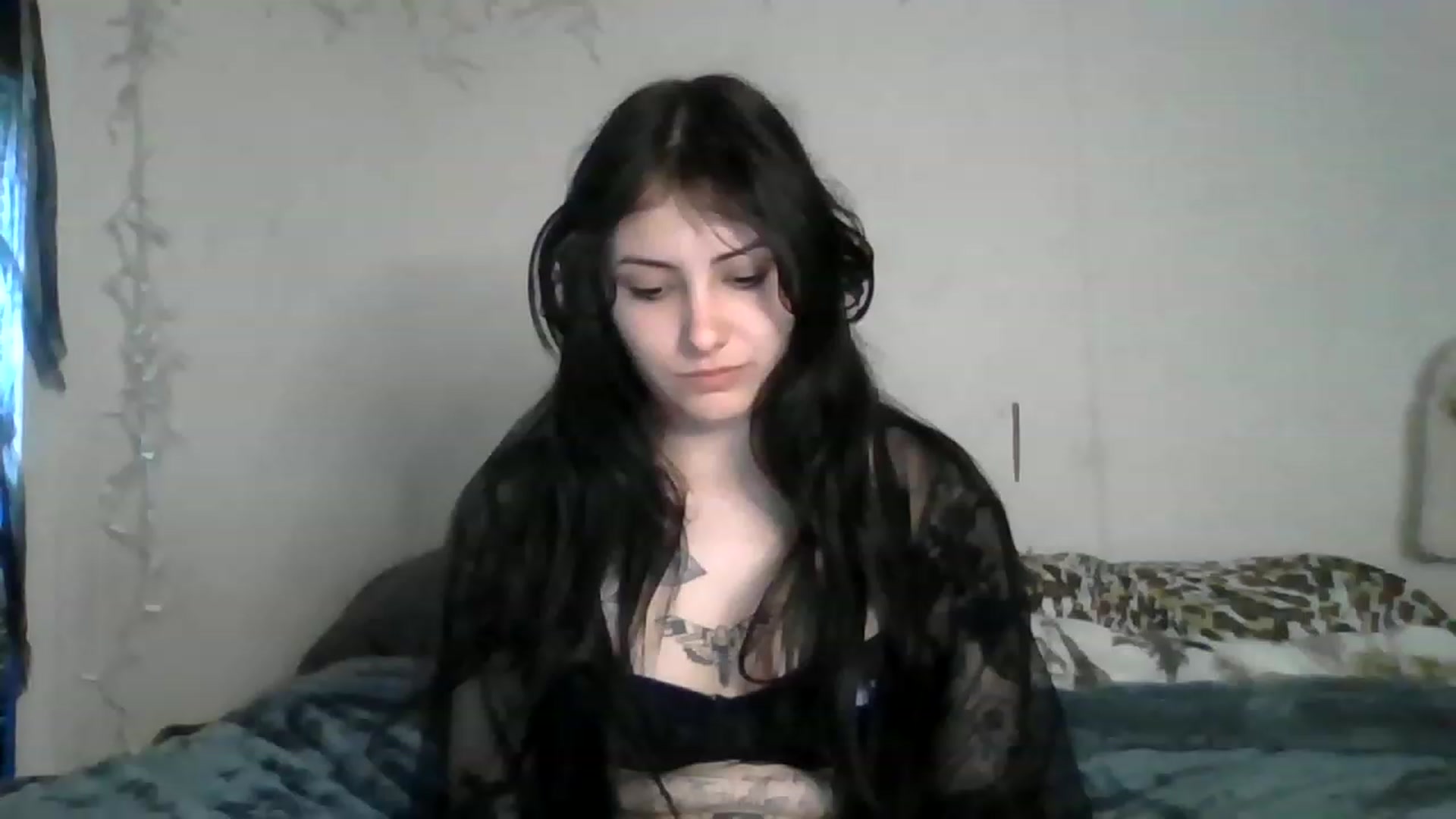 Gallery image thumbnail from Cynbunz's myfreecams stream on, 03/15/2023, 12:58 image 12 of 20