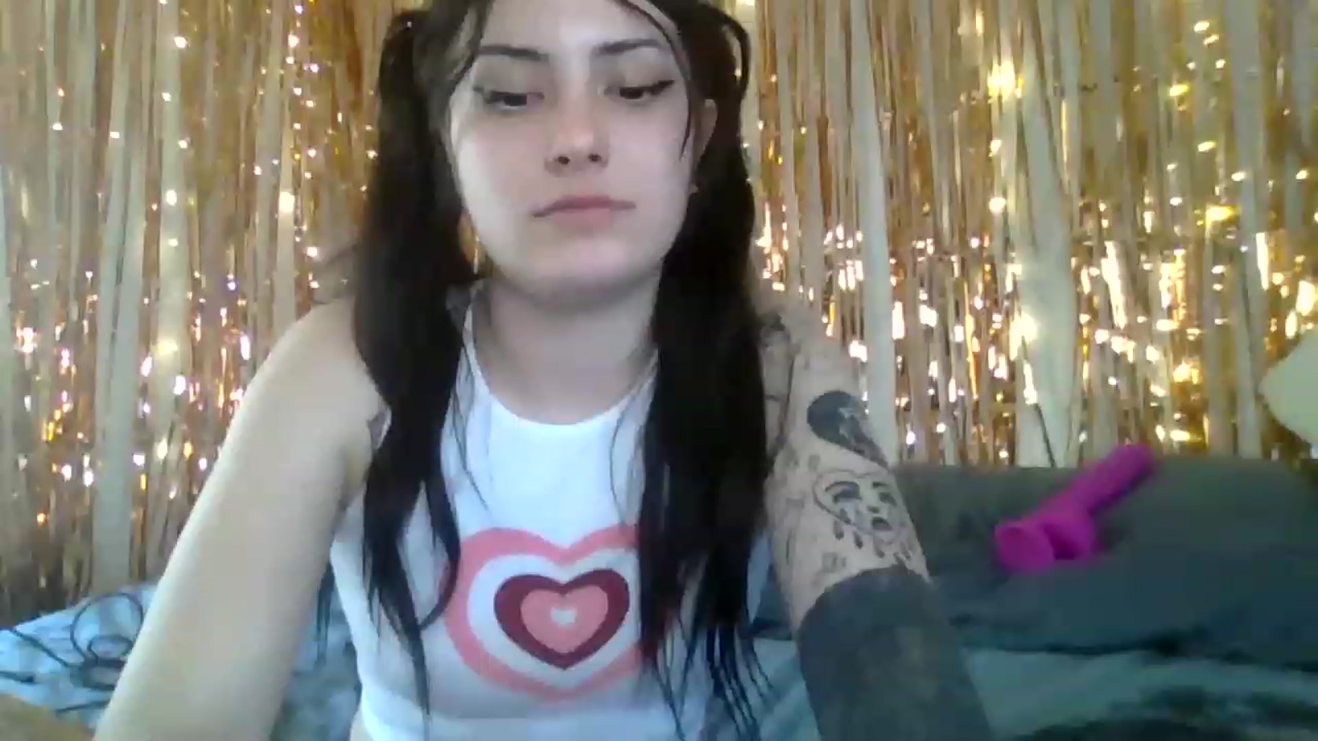 Gallery image thumbnail from Cynbunz's myfreecams stream on, 03/21/2023, 18:20 image 20 of 20