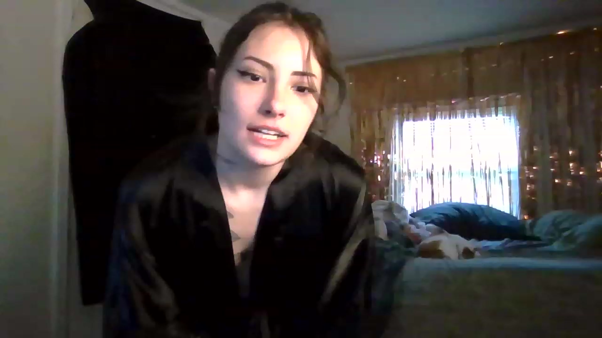 Gallery image thumbnail from Cynbunz's myfreecams stream on, 04/27/2023, 12:37 image 7 of 20