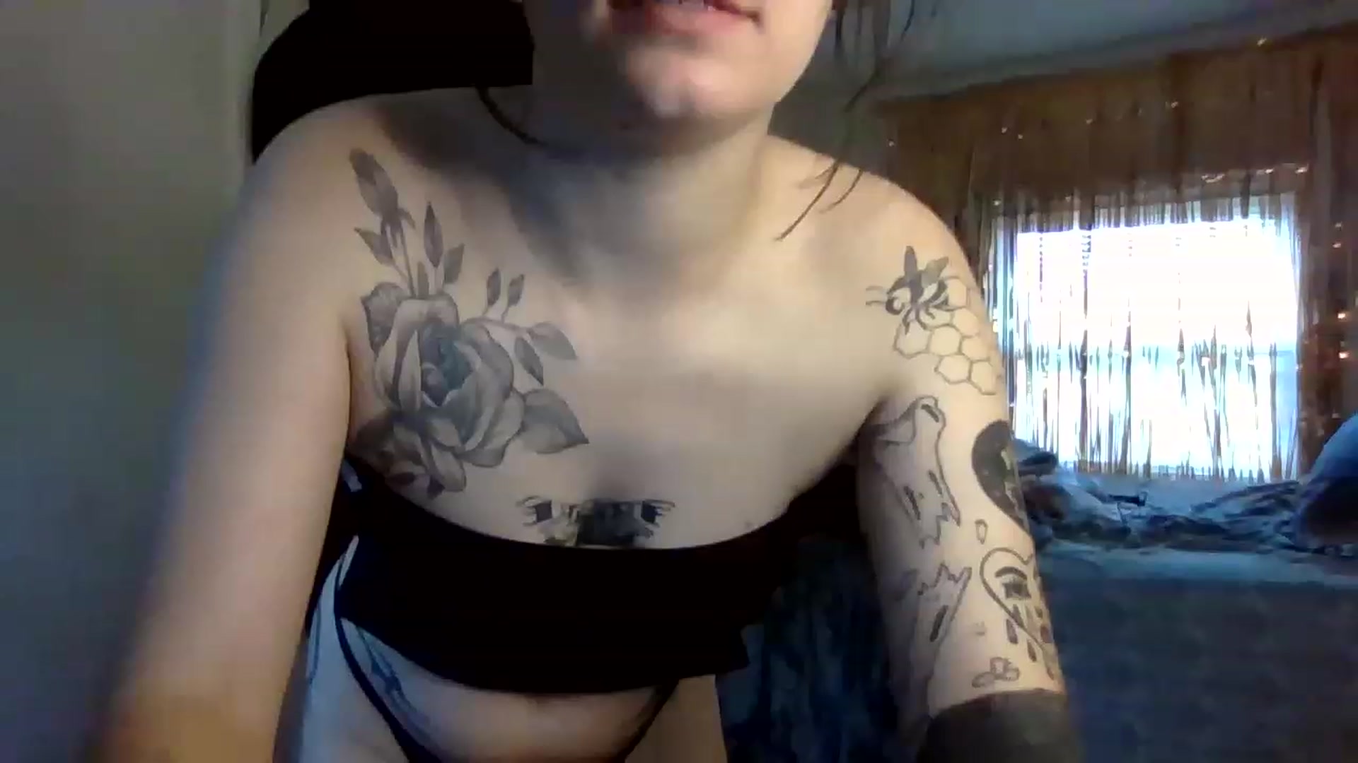 Gallery image thumbnail from Cynbunz's myfreecams stream on, 04/27/2023, 13:45 image 12 of 20