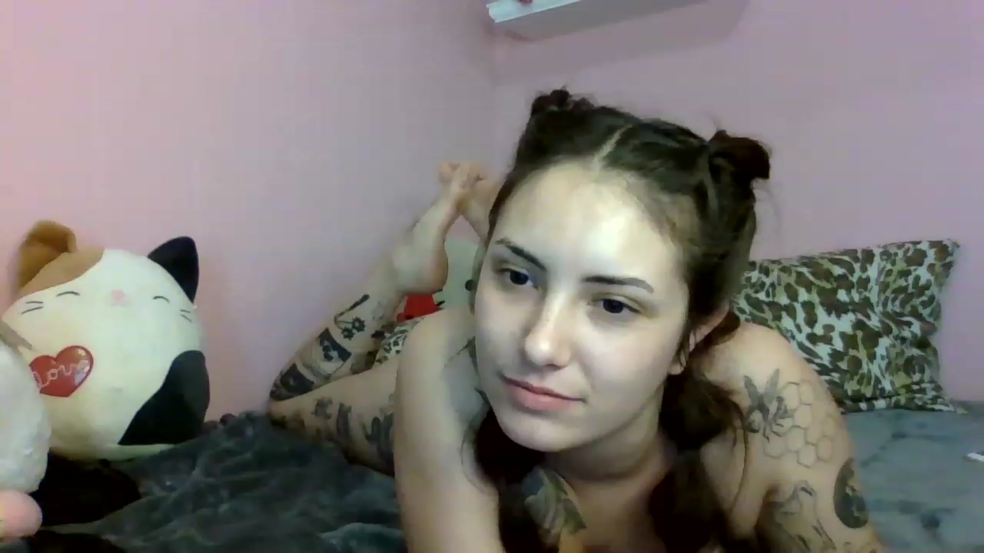 Gallery image thumbnail from Cynbunz's myfreecams stream on, 08/11/2023, 17:59 image 10 of 20
